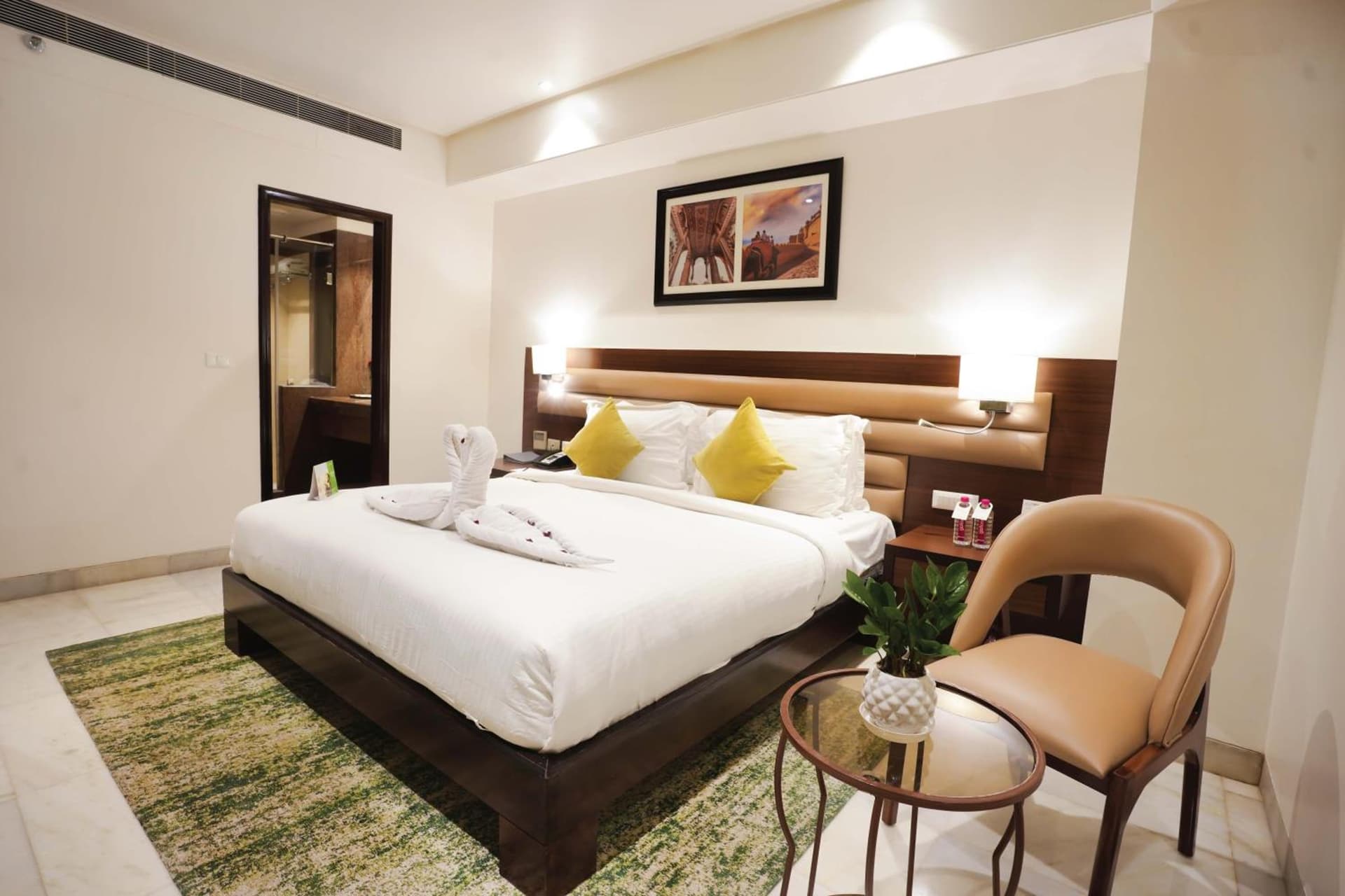 Suite King Room