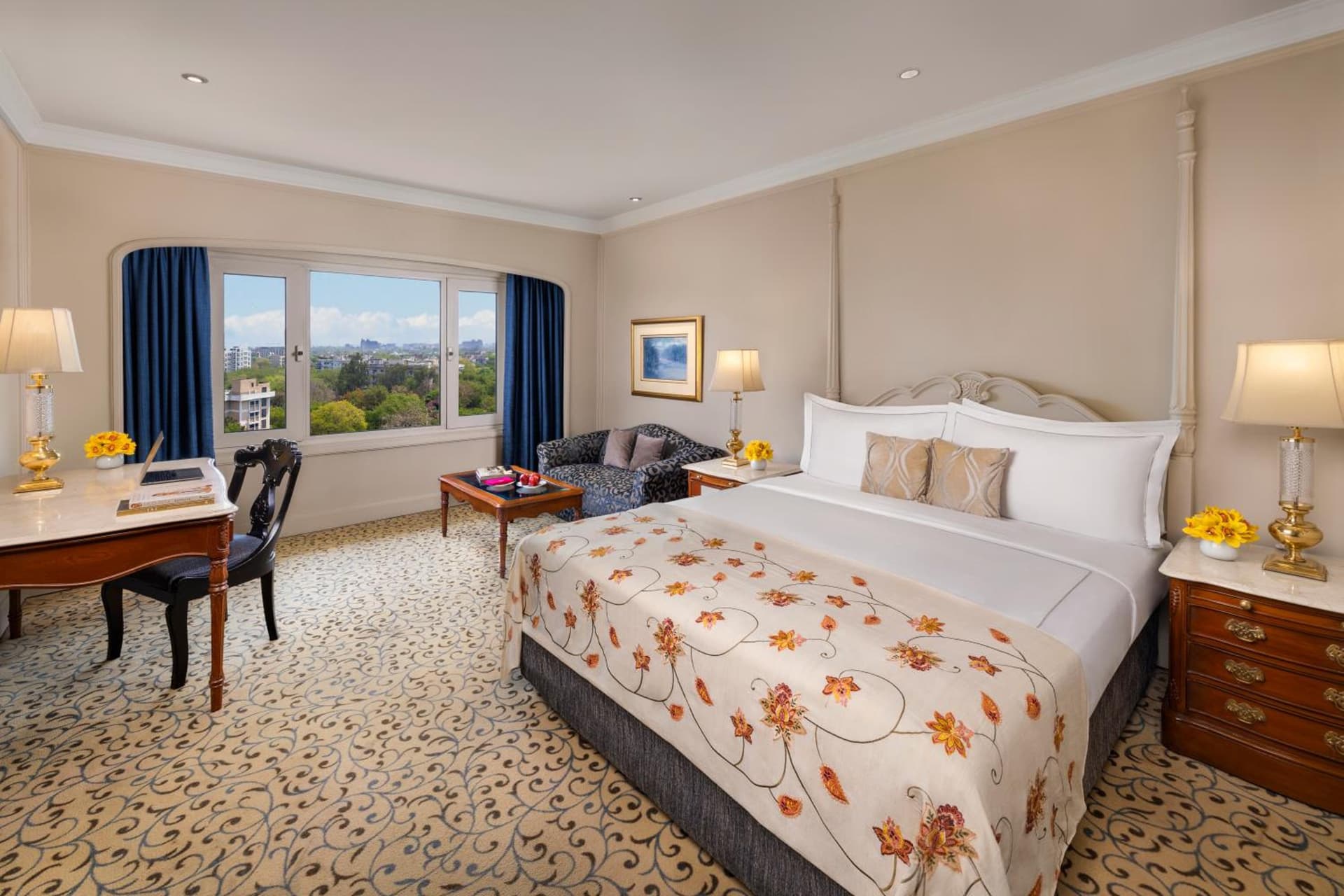 Superior King Room