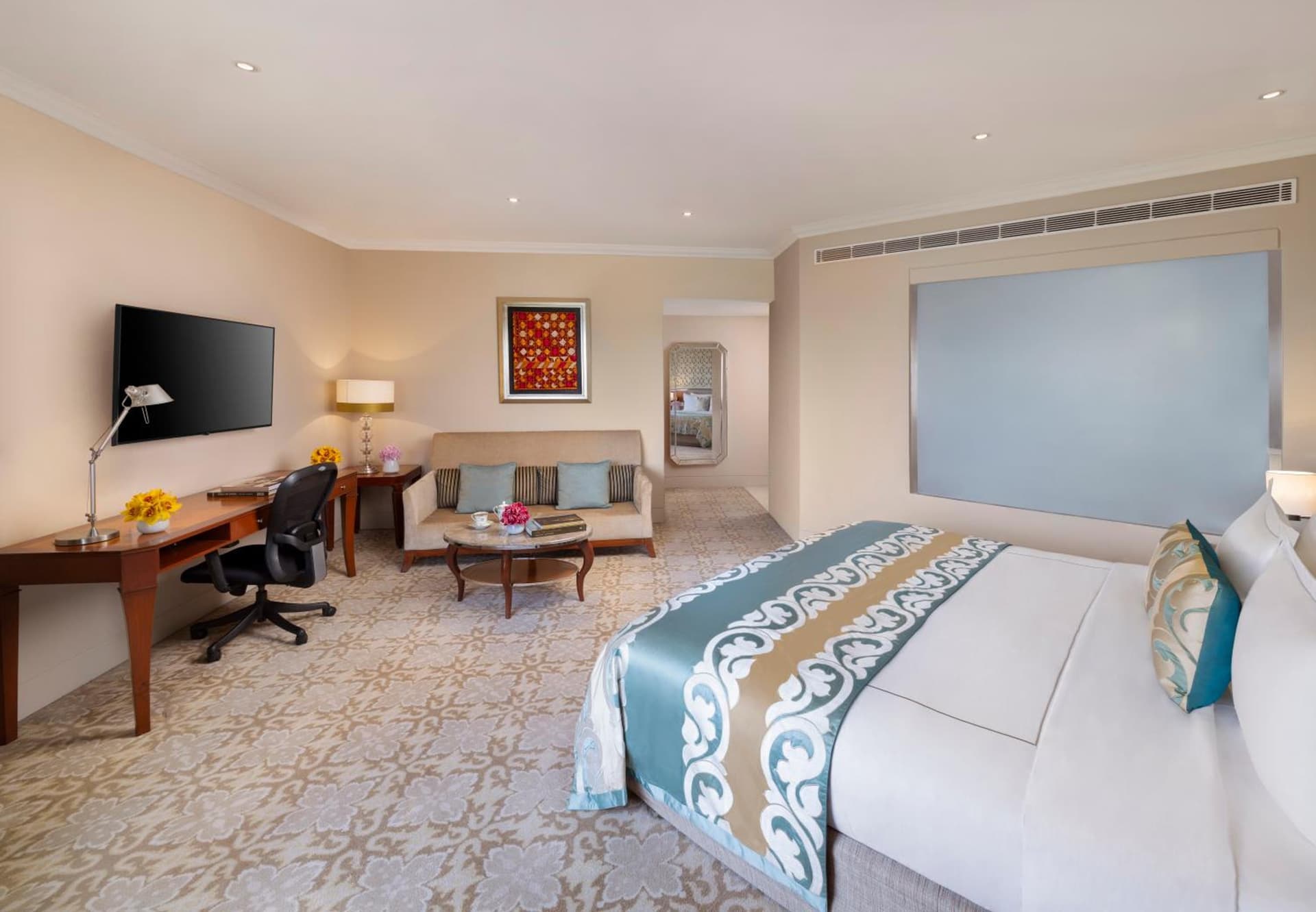 Taj Club King Bed Junior Suite