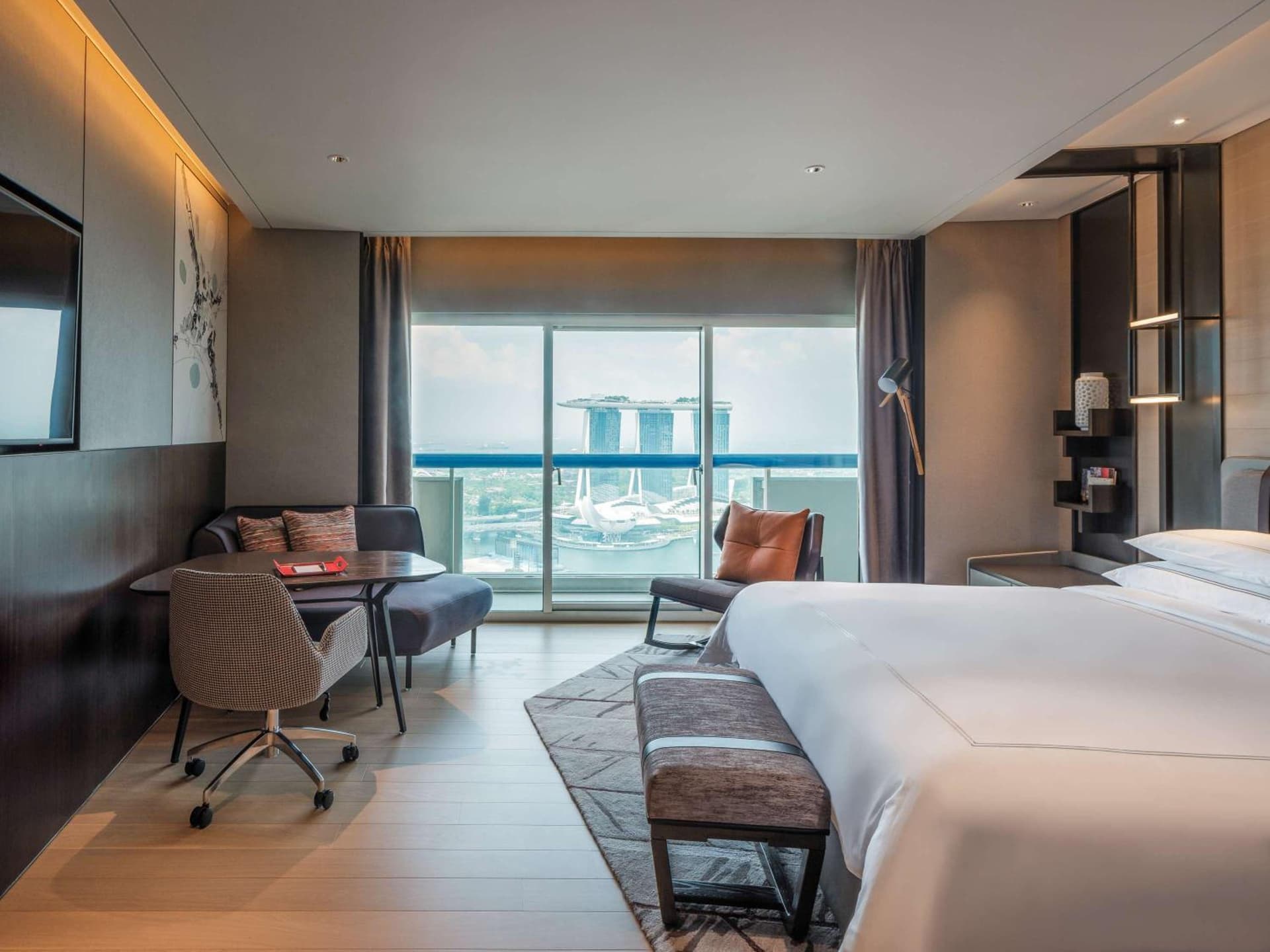King Balcony High Floor Room