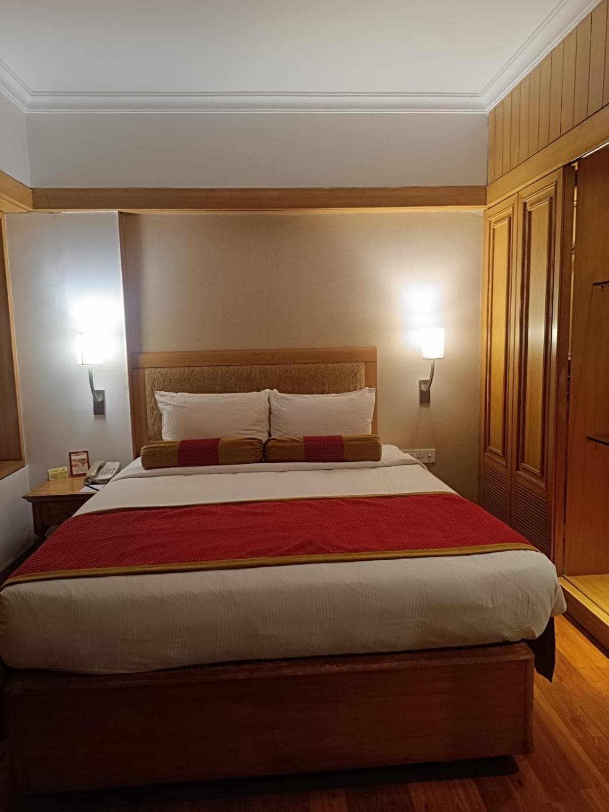 Premium Double Kingbed Room
