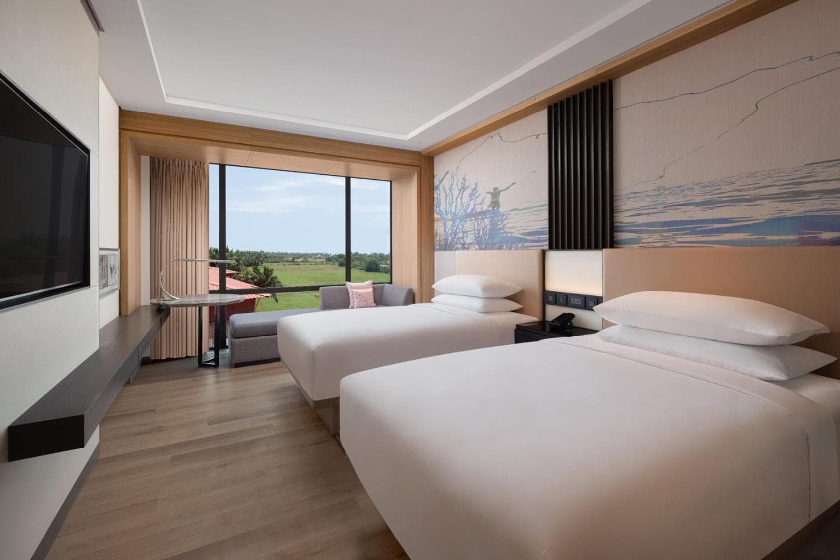 Deluxe Guest room, 2 Queen, City view