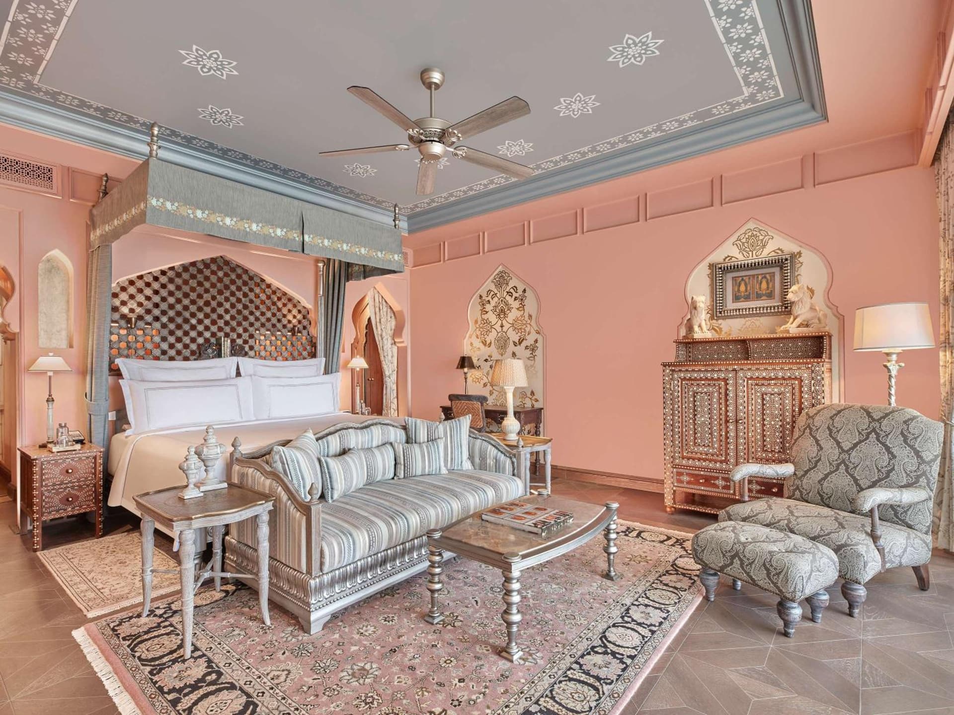Junior Suite King Room