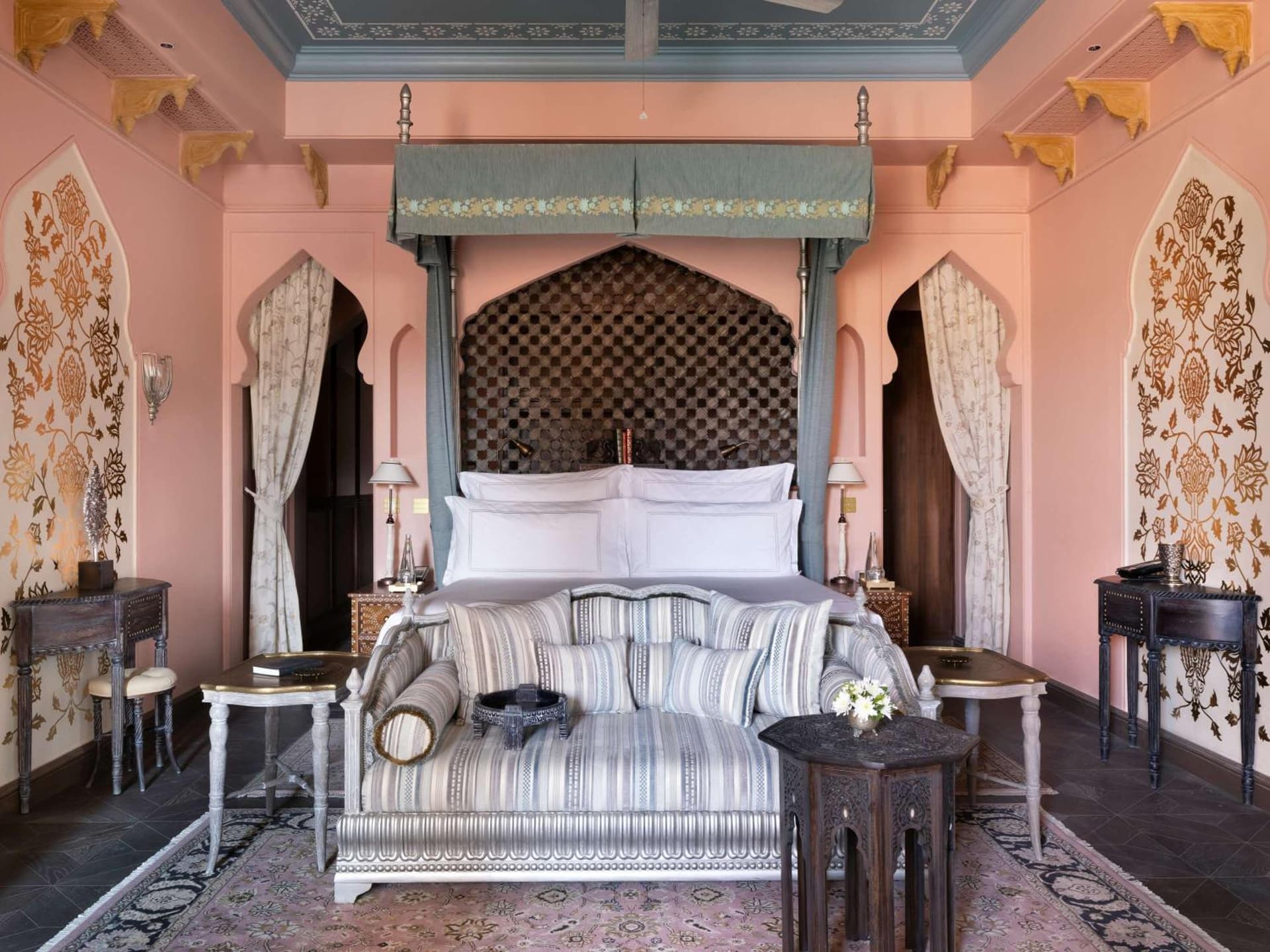 Junior Suite King Room