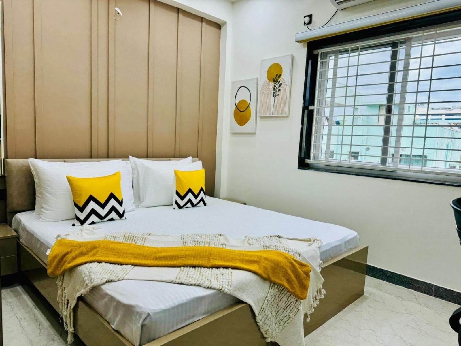Superior King Room