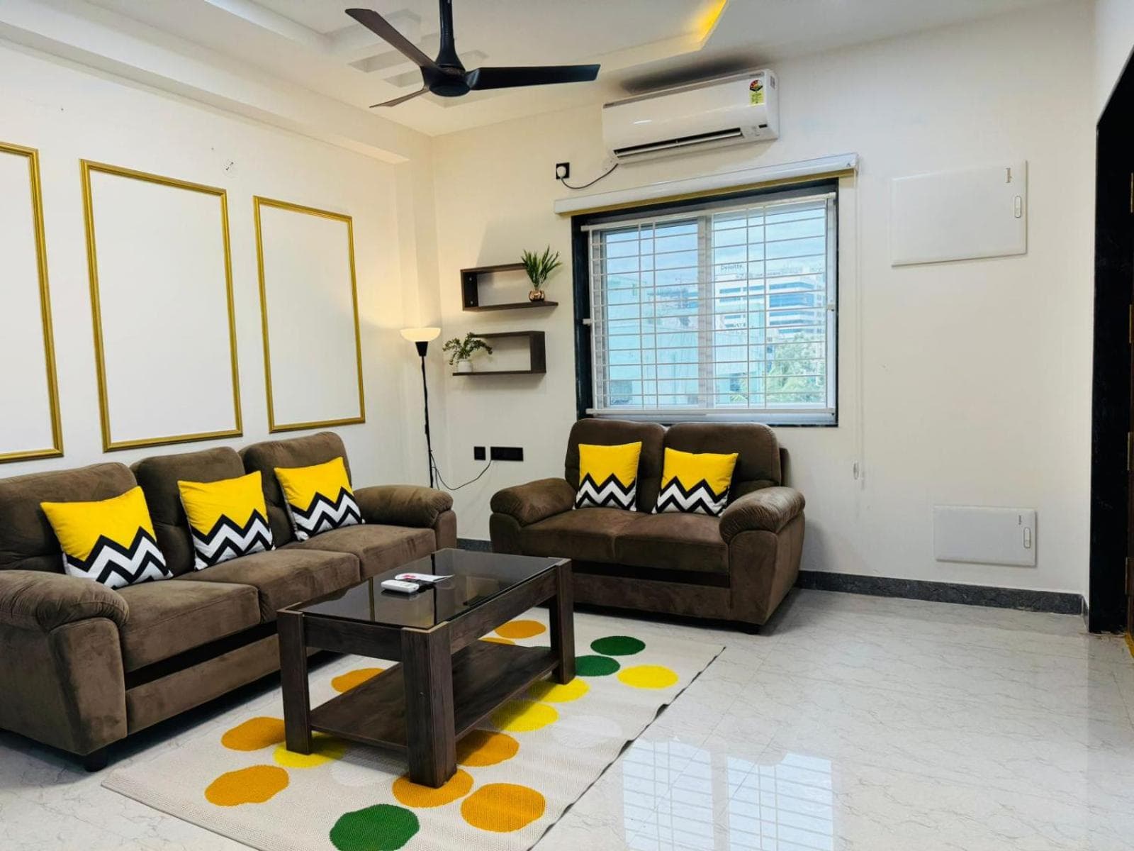 Standard Queen Room