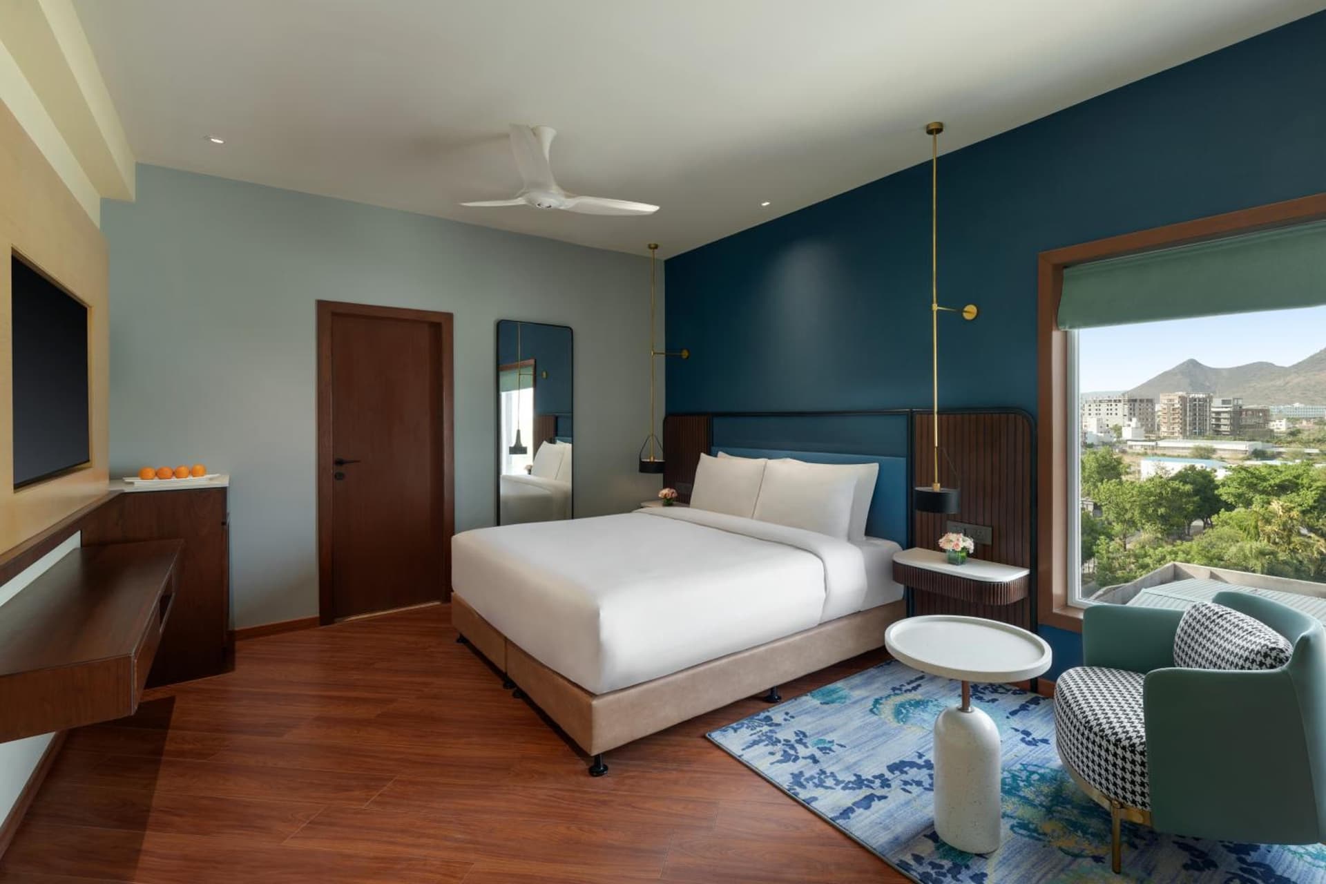 Superior King Room