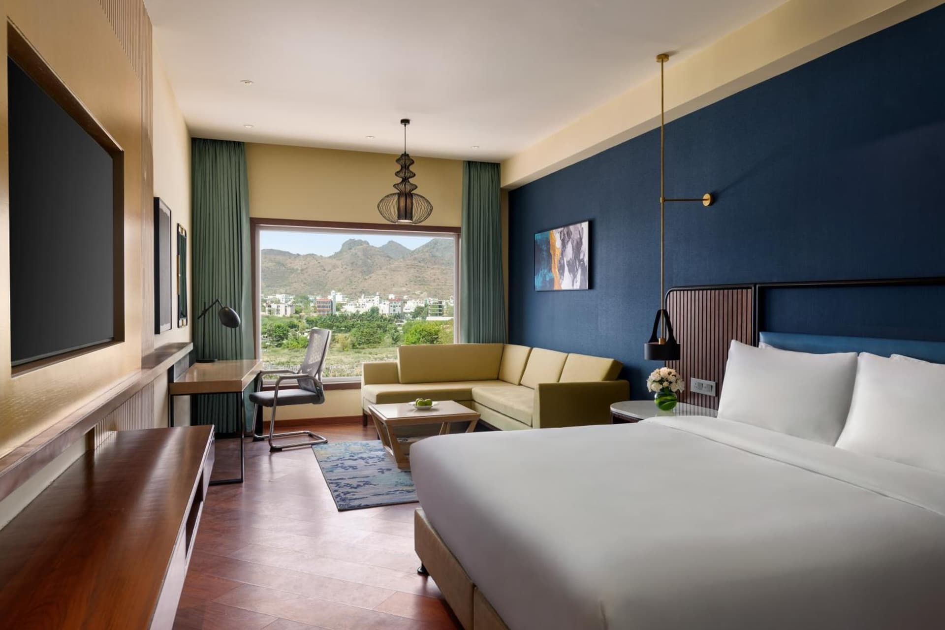 Premium King Room