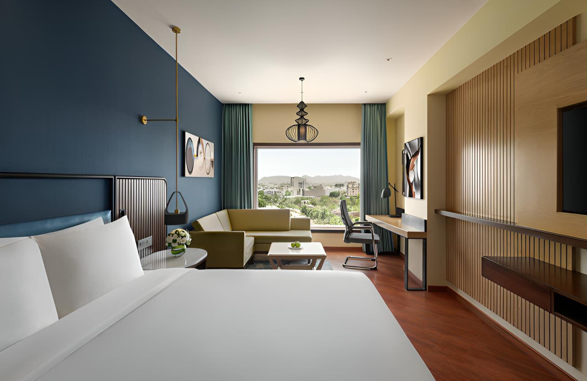 Deluxe King Room