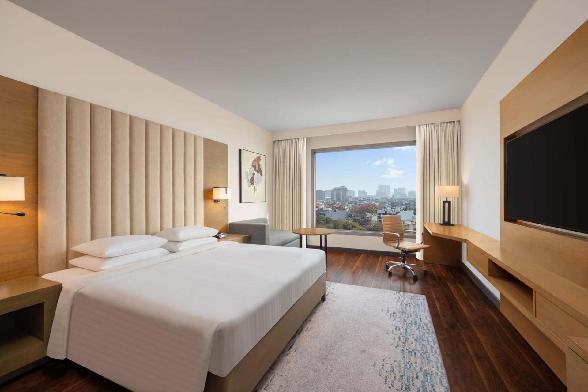 Club King Room