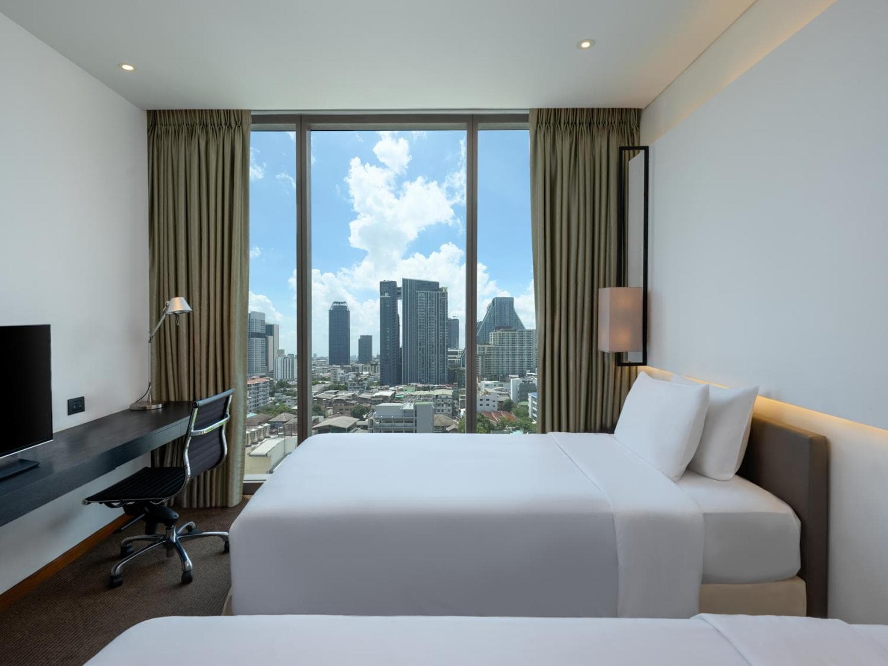 Deluxe King Or Twin Room