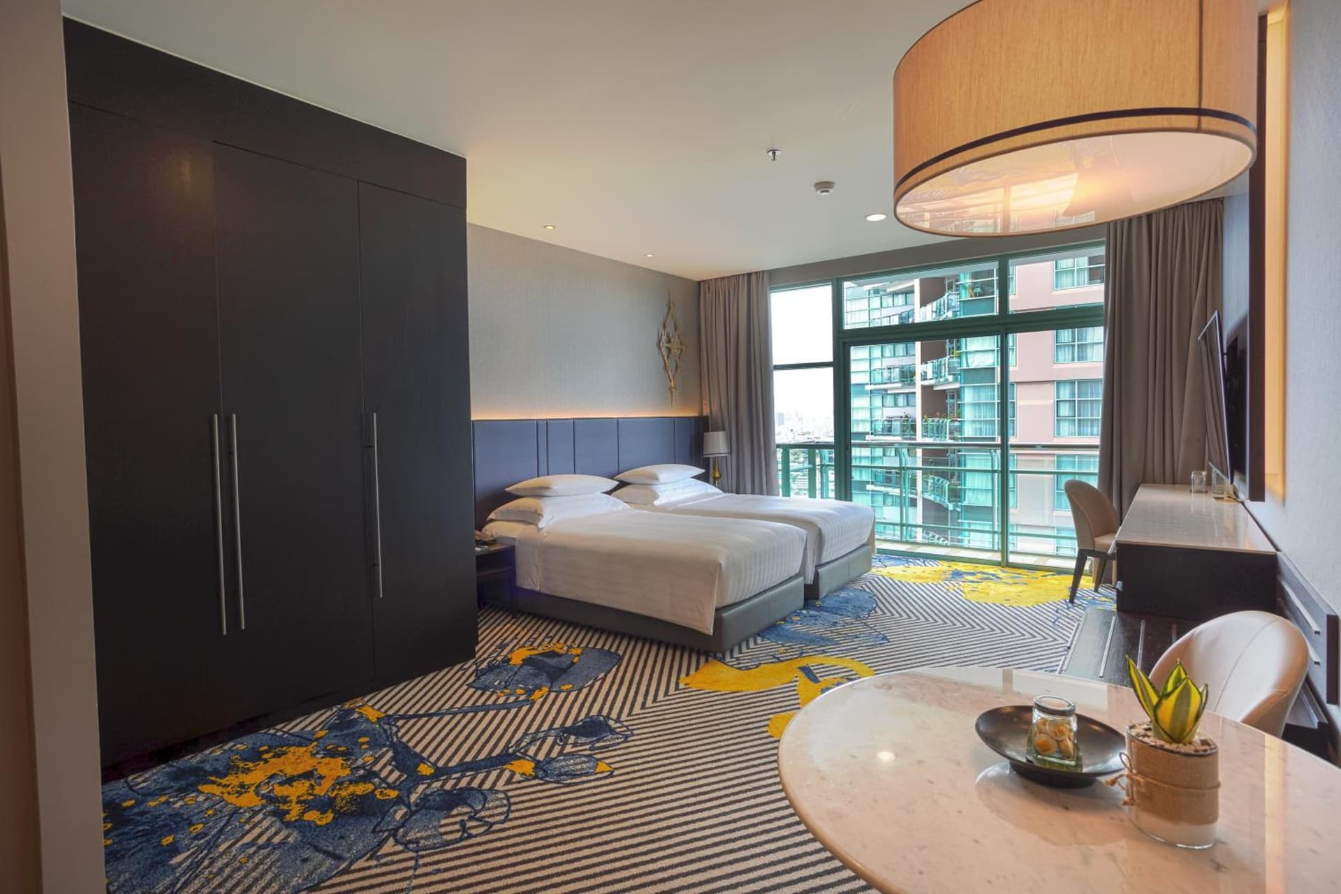 Grand Deluxe Room Twin with City View