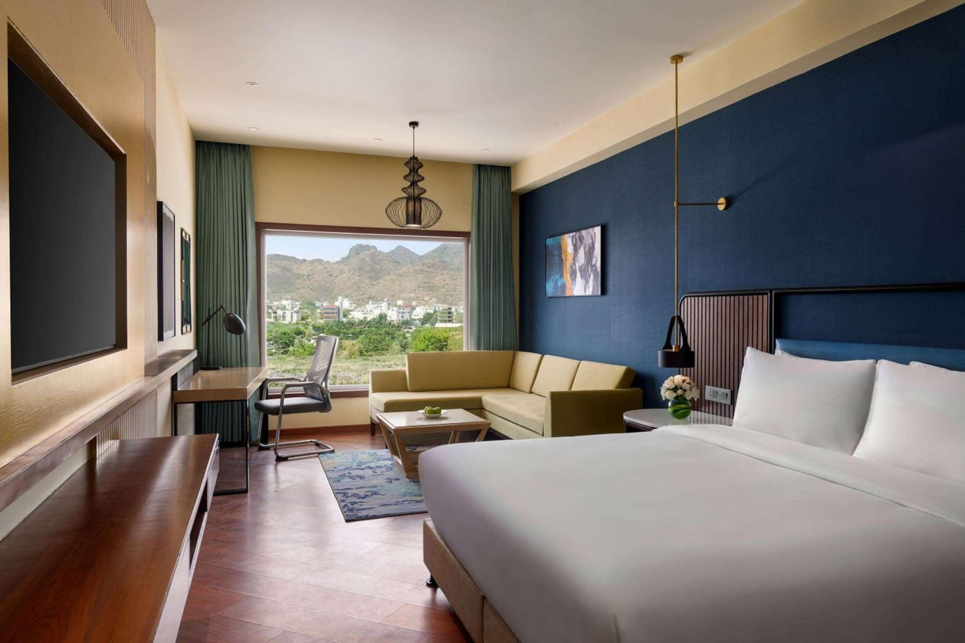 Premium King Room