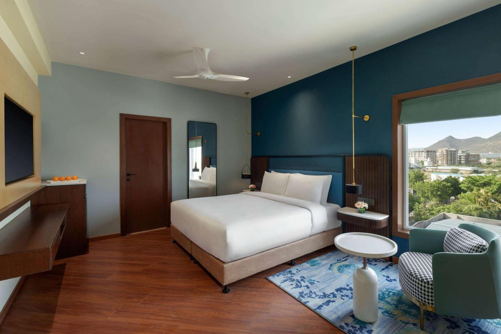 Superior King Room