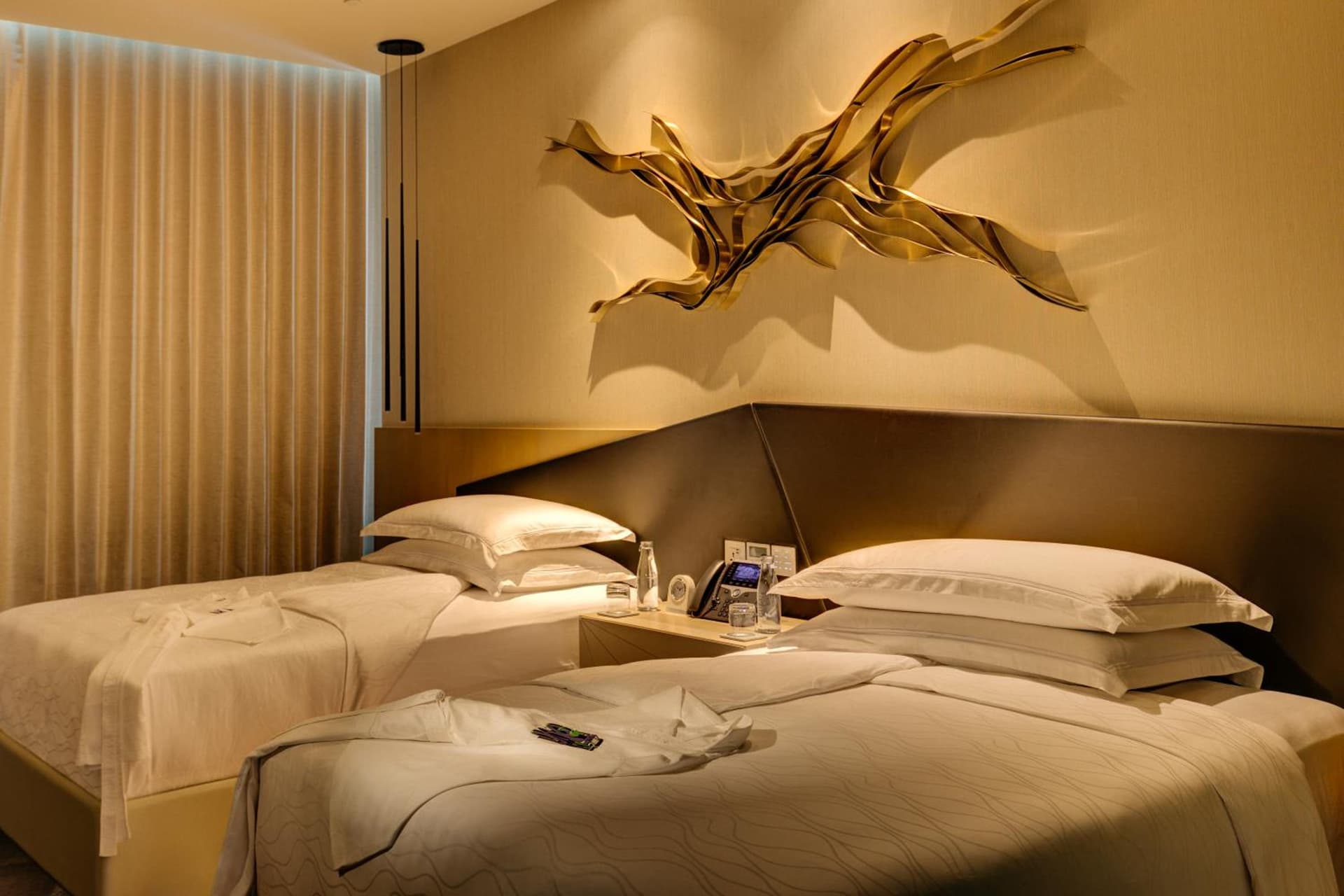 Premier Life Cityscape View Twin Room