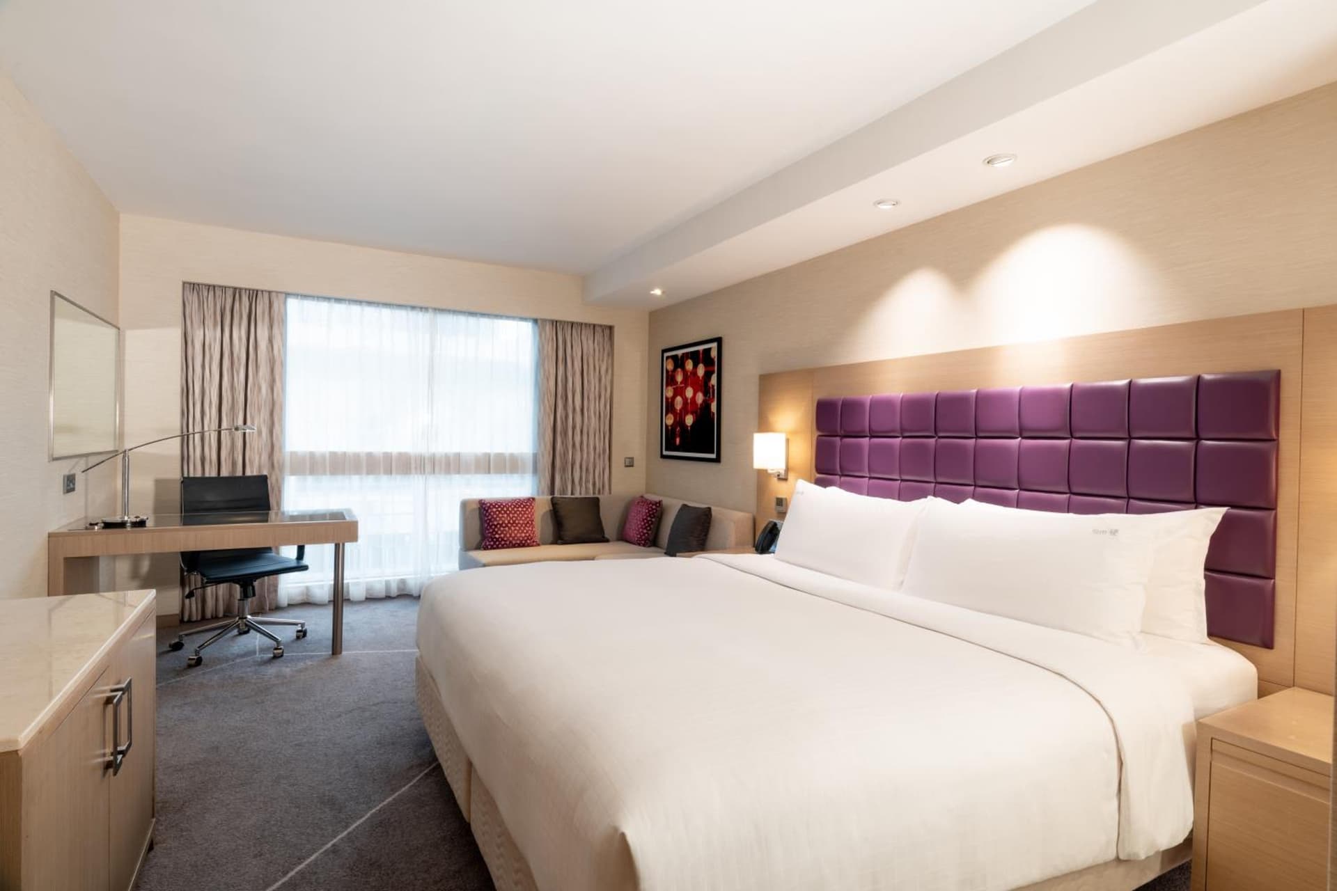 1 King Premium High Floor