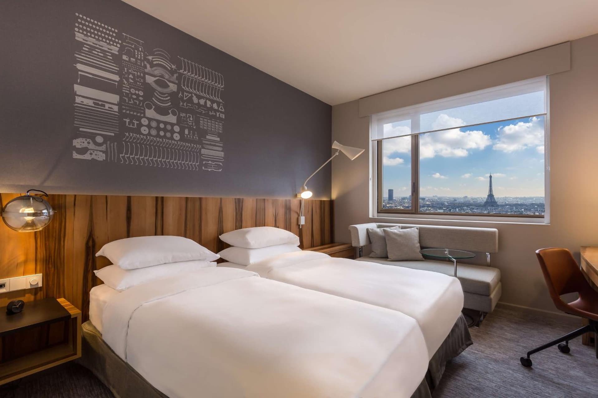Twin Beds with High Floor Deluxe