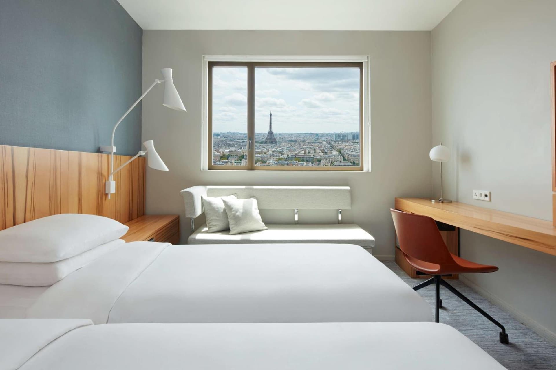 Club Twin High Floor Room
