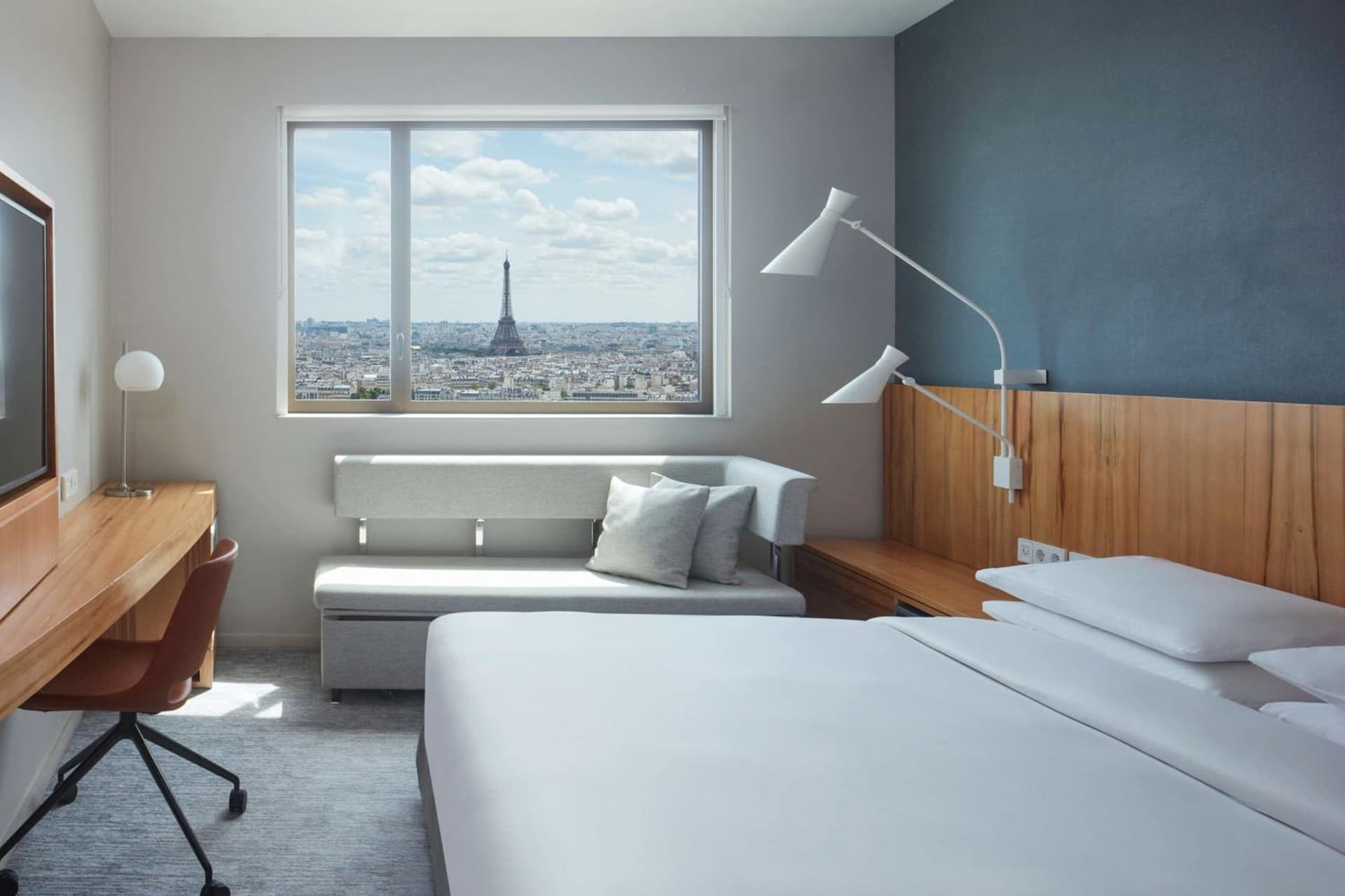 Club King High Floor Room