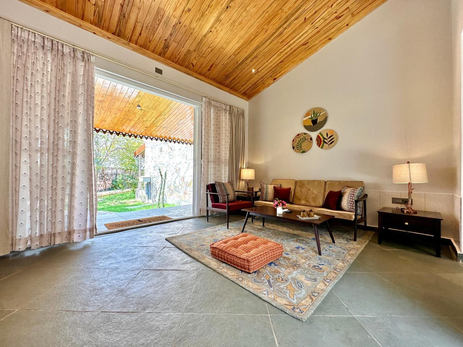 Villa Courtyard View Room