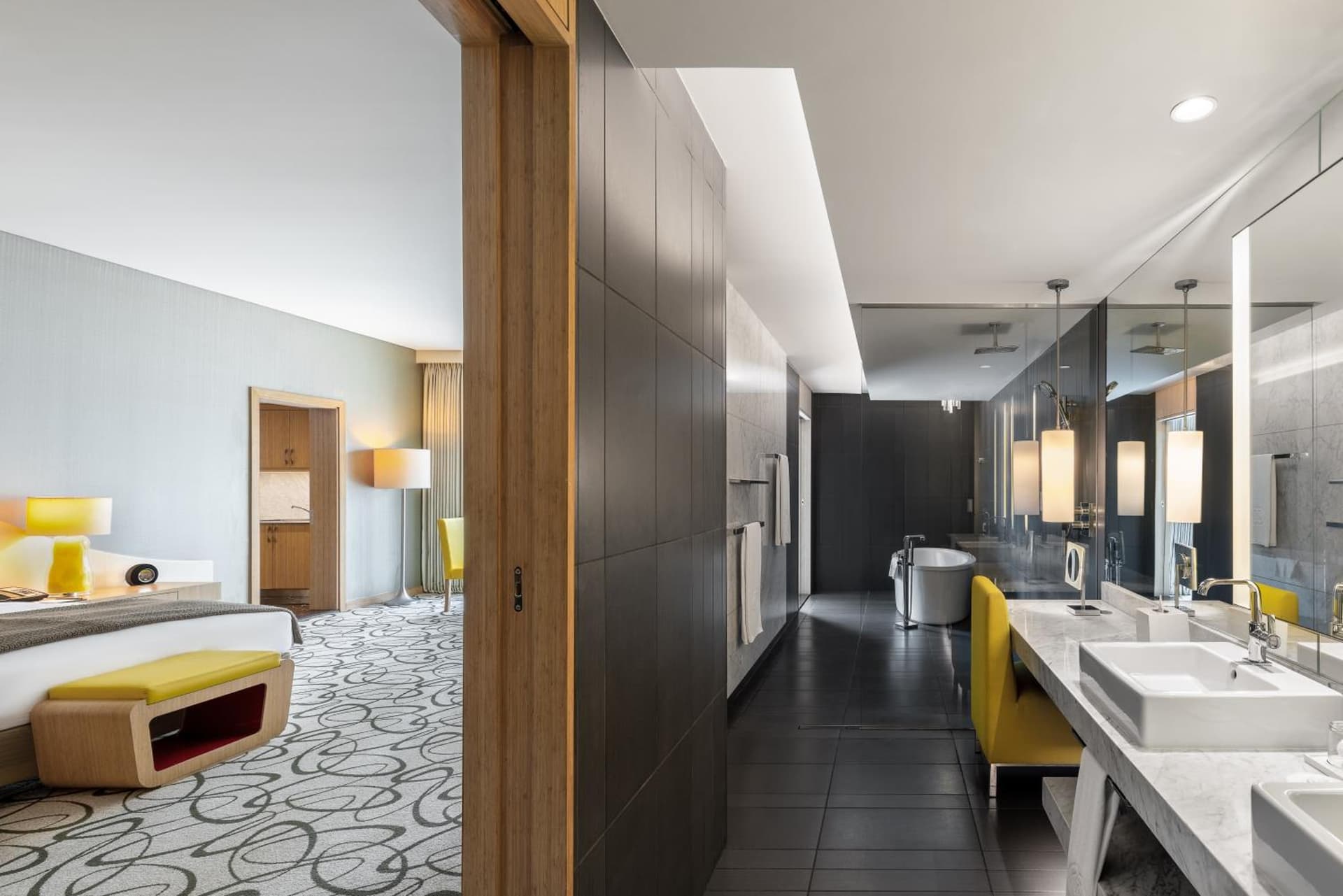 Luxury King Room
