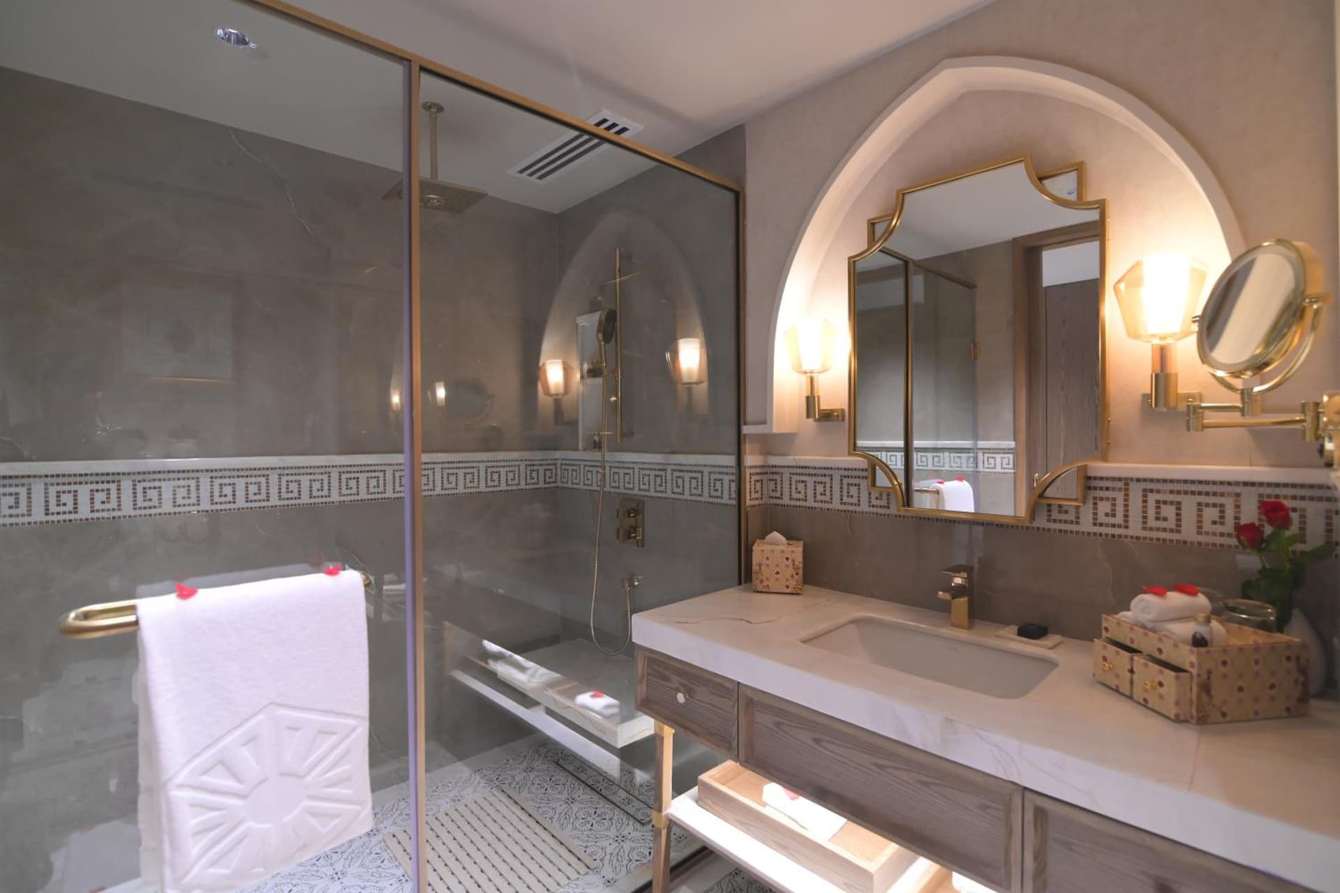 Luxury Twin Room