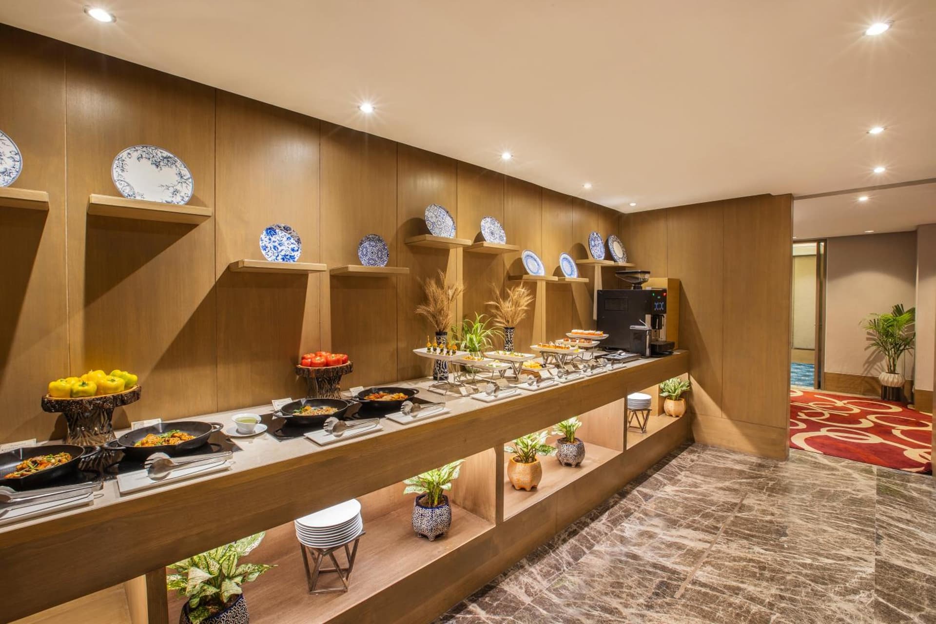 Club King Room