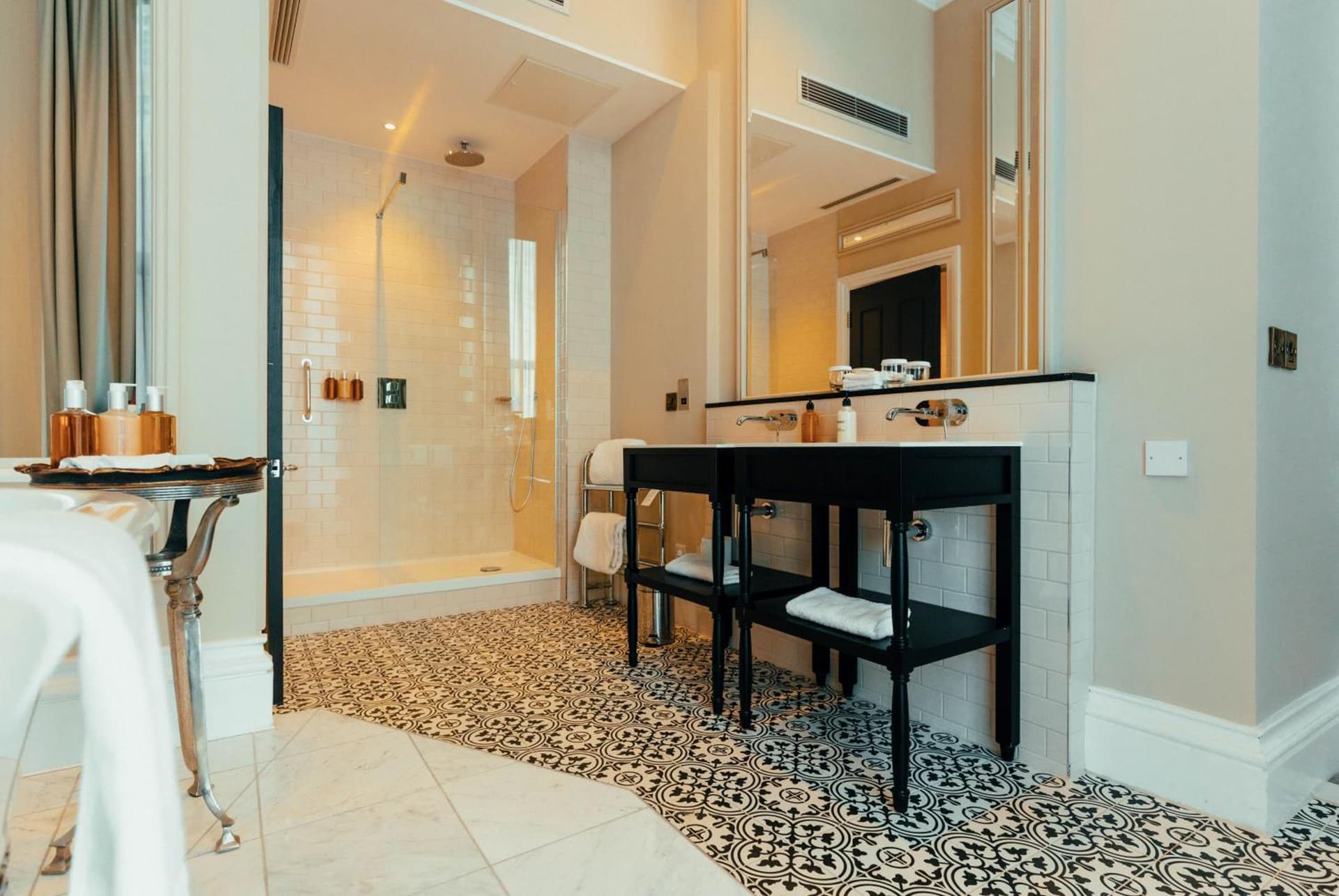 Suite King Room