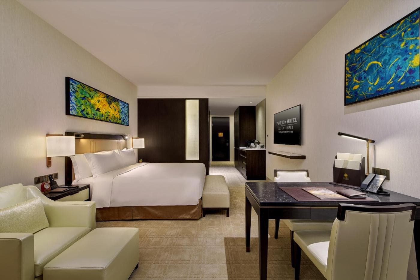 Deluxe King Room