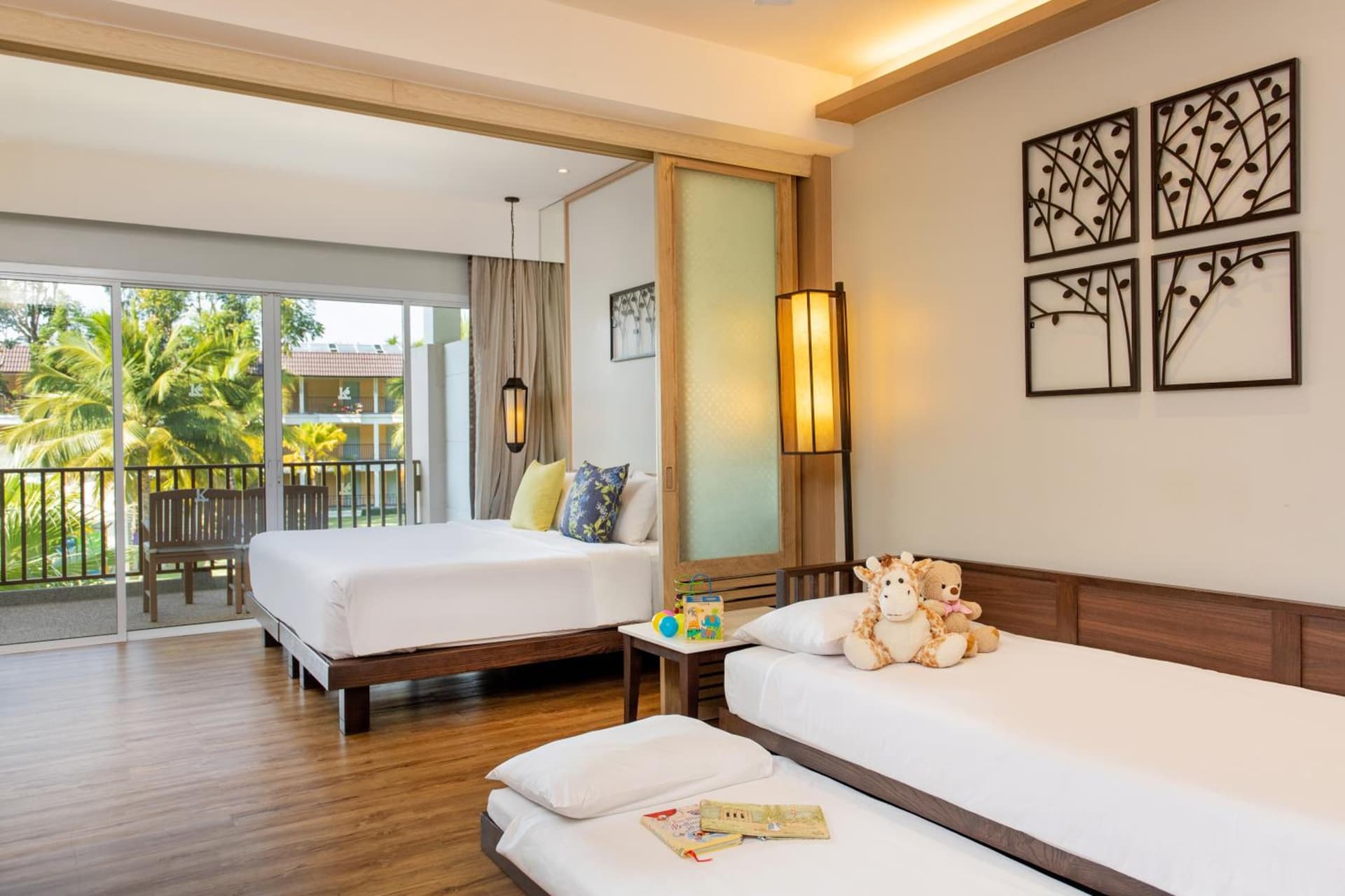 Grand Deluxe (Bhuri Wing)
