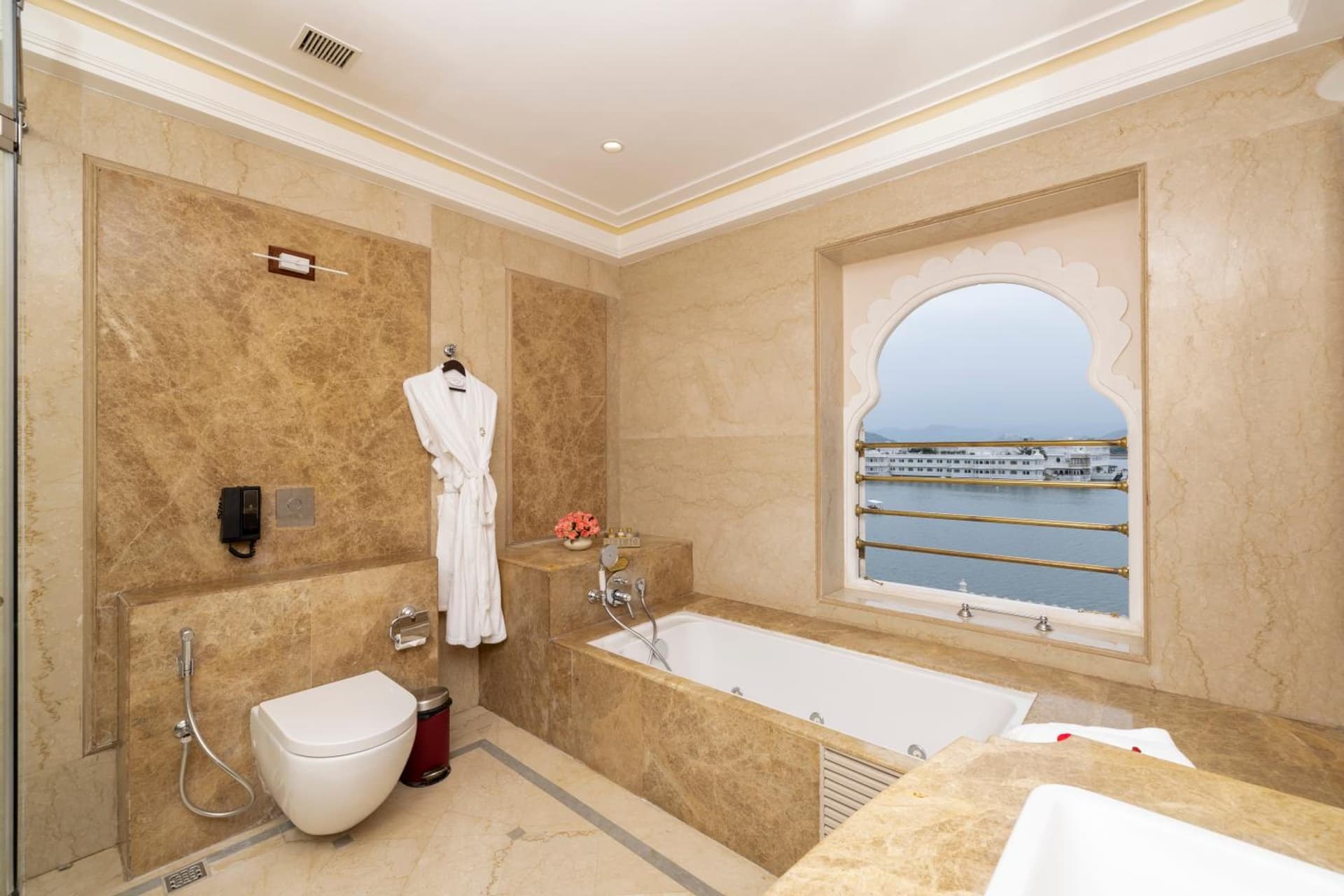 Royal King Room