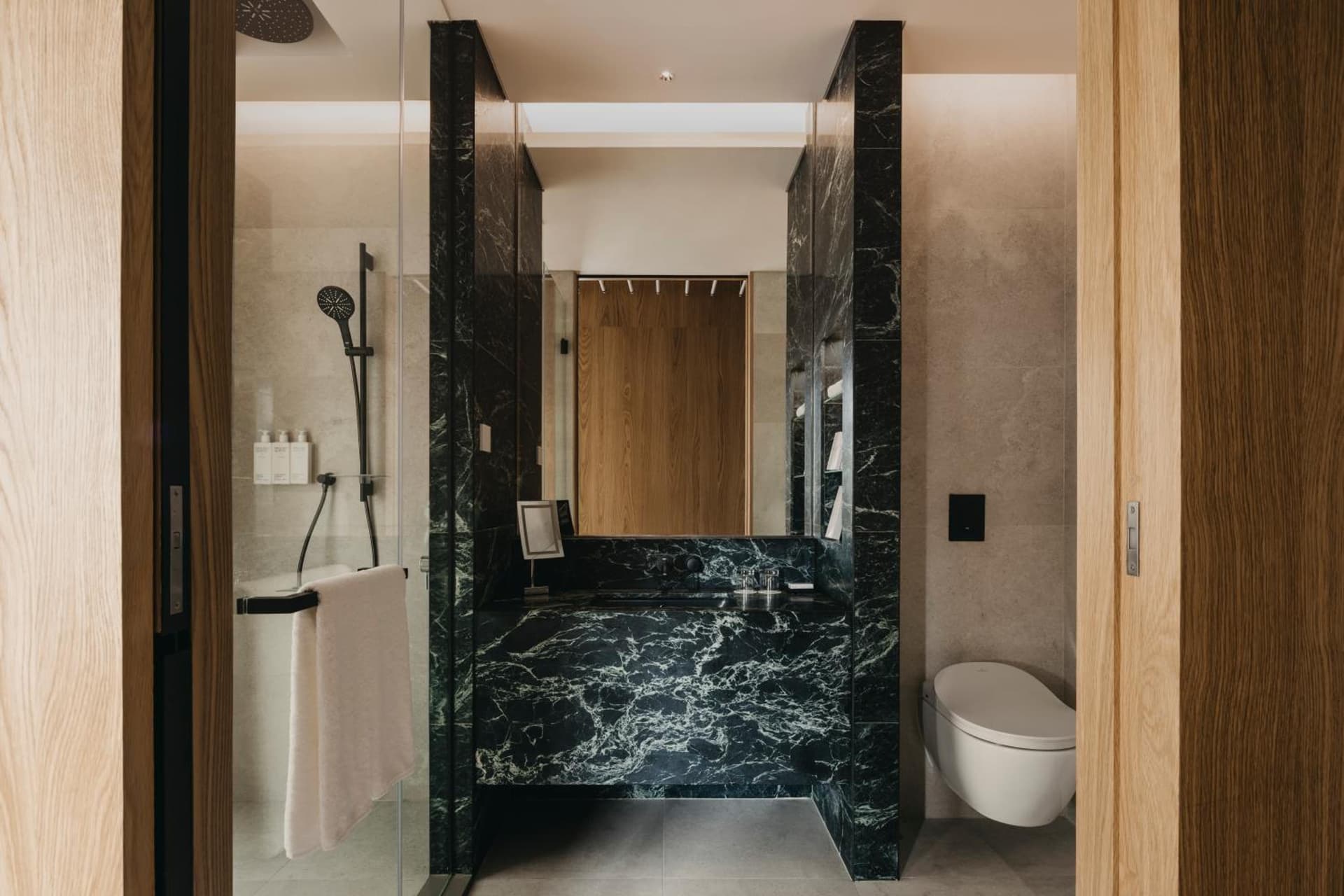 Suite King Room