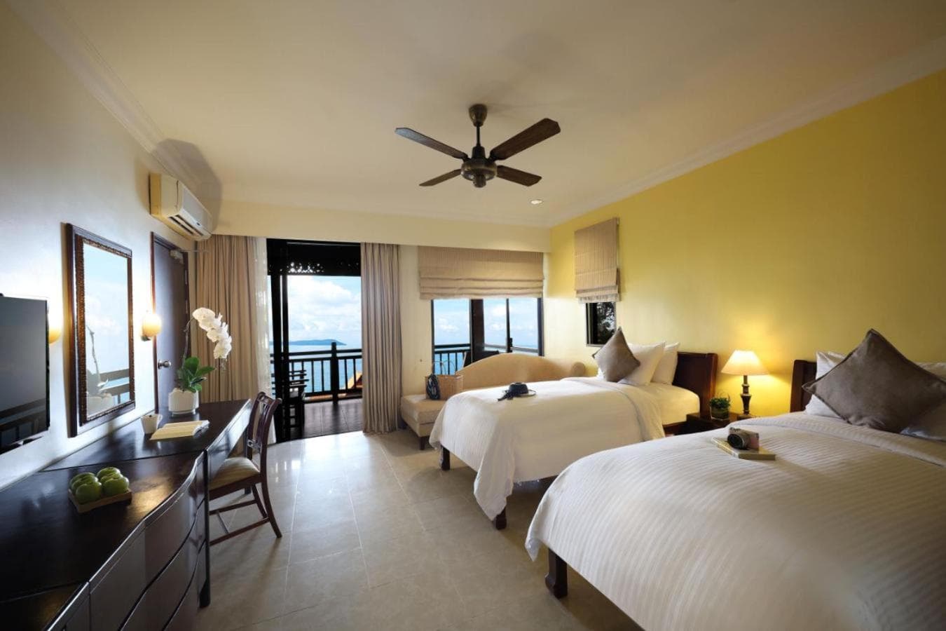 Premier Seaview Chalet
