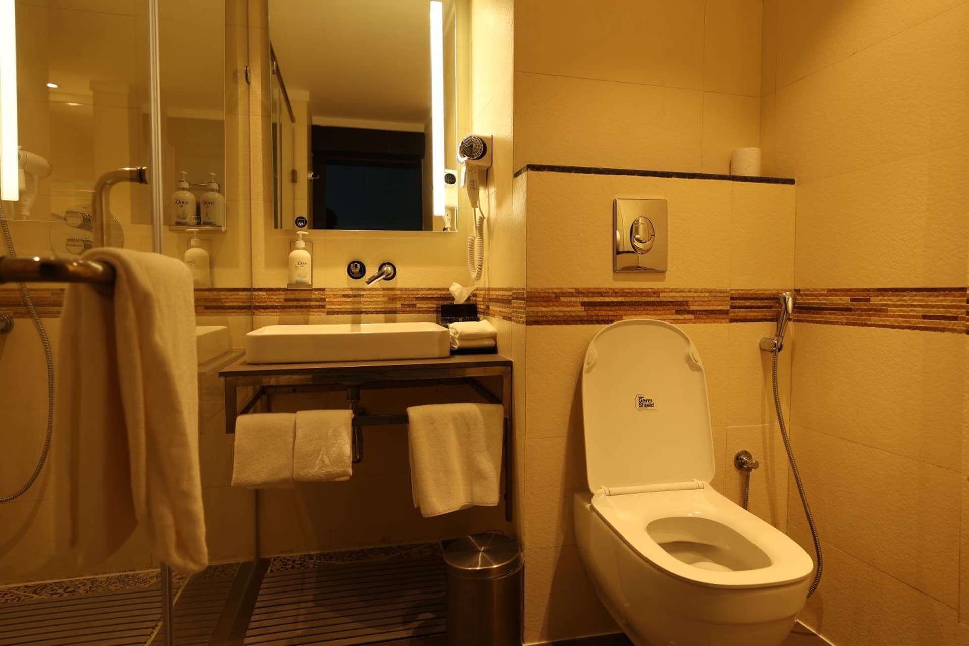 Standard King High Floor Room