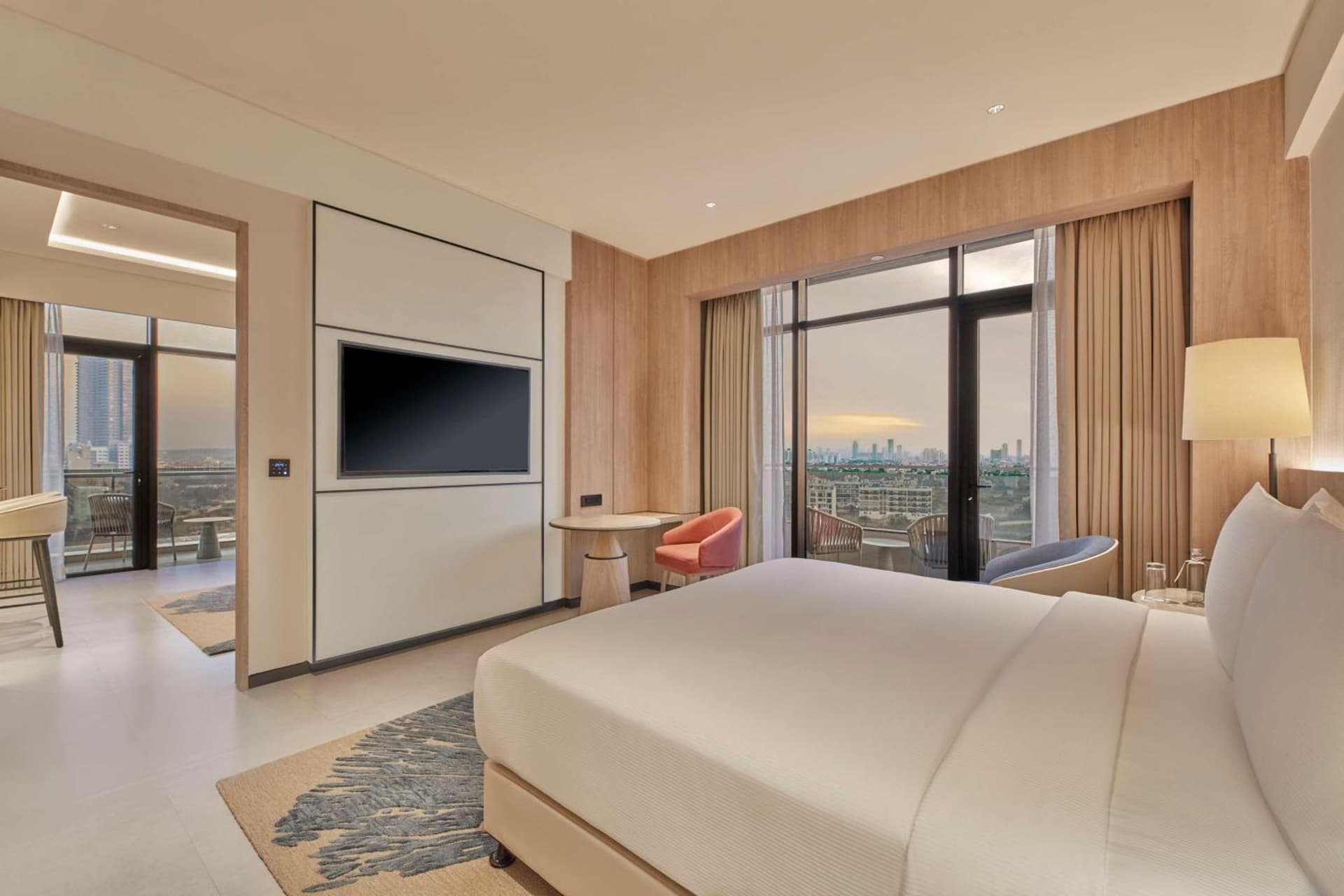 Suite King Balcony Room