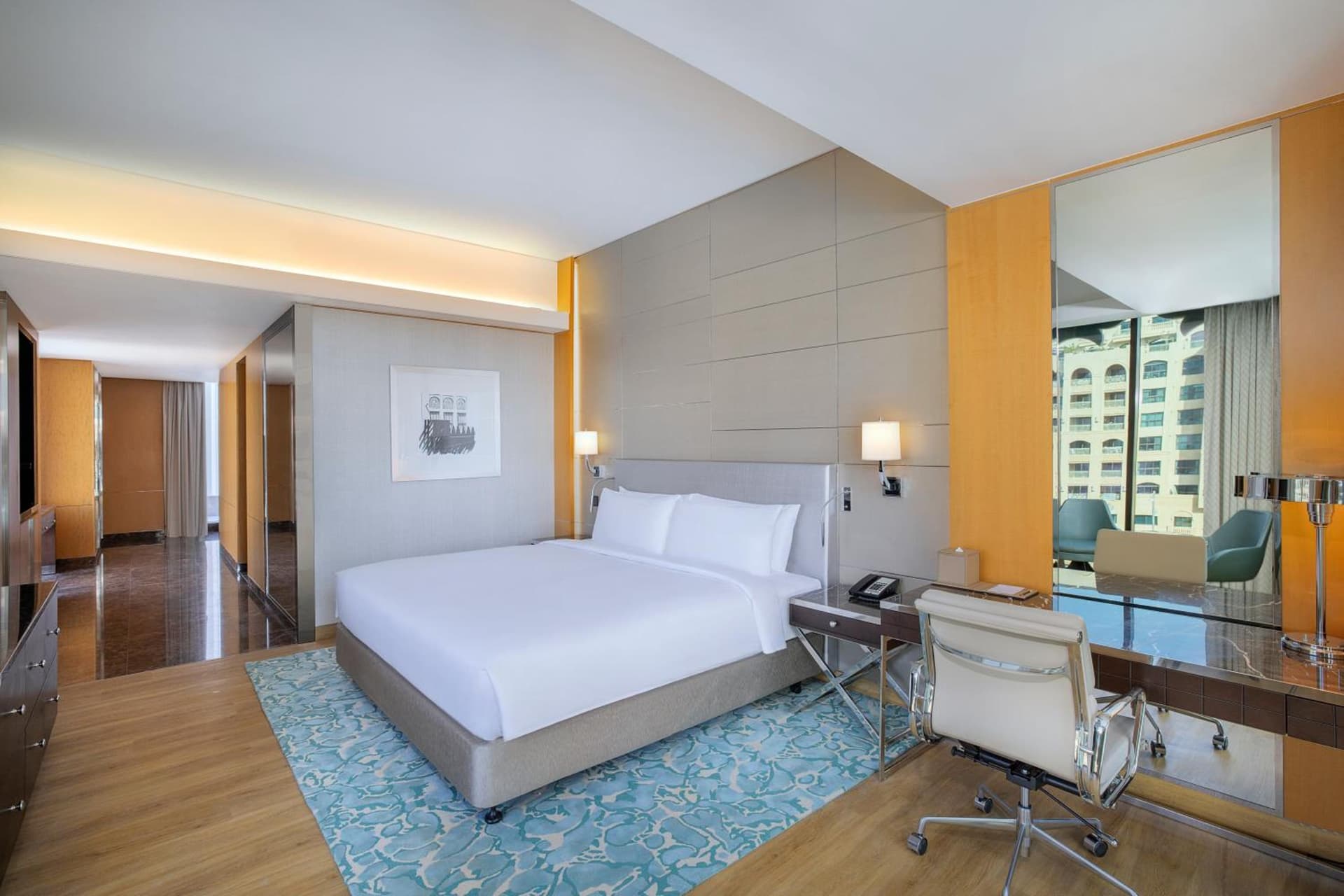 King Balcony Room