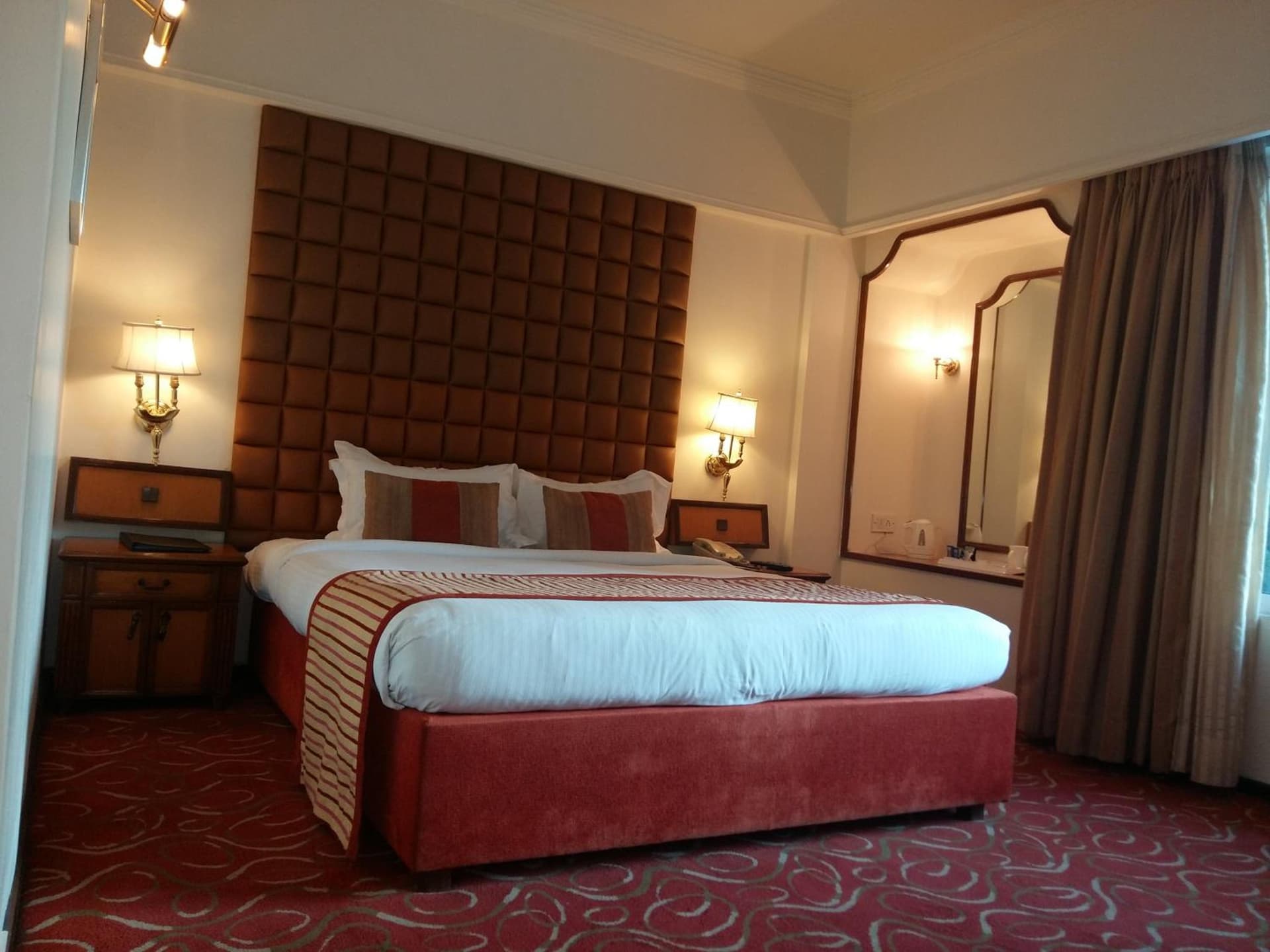 Superior King Room
