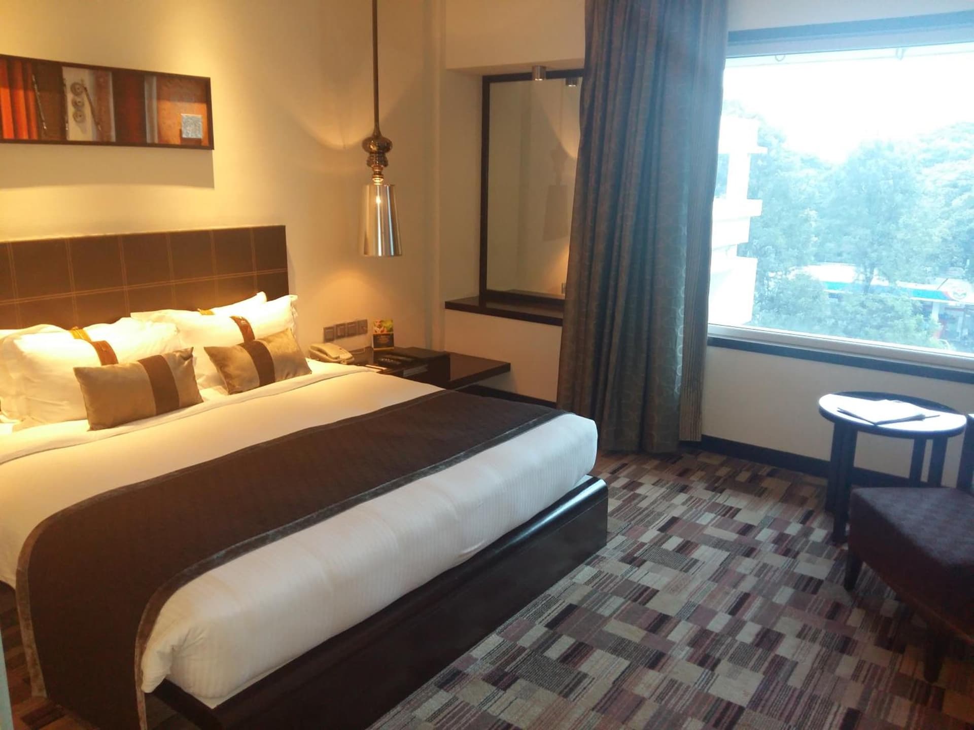 Premium King Room