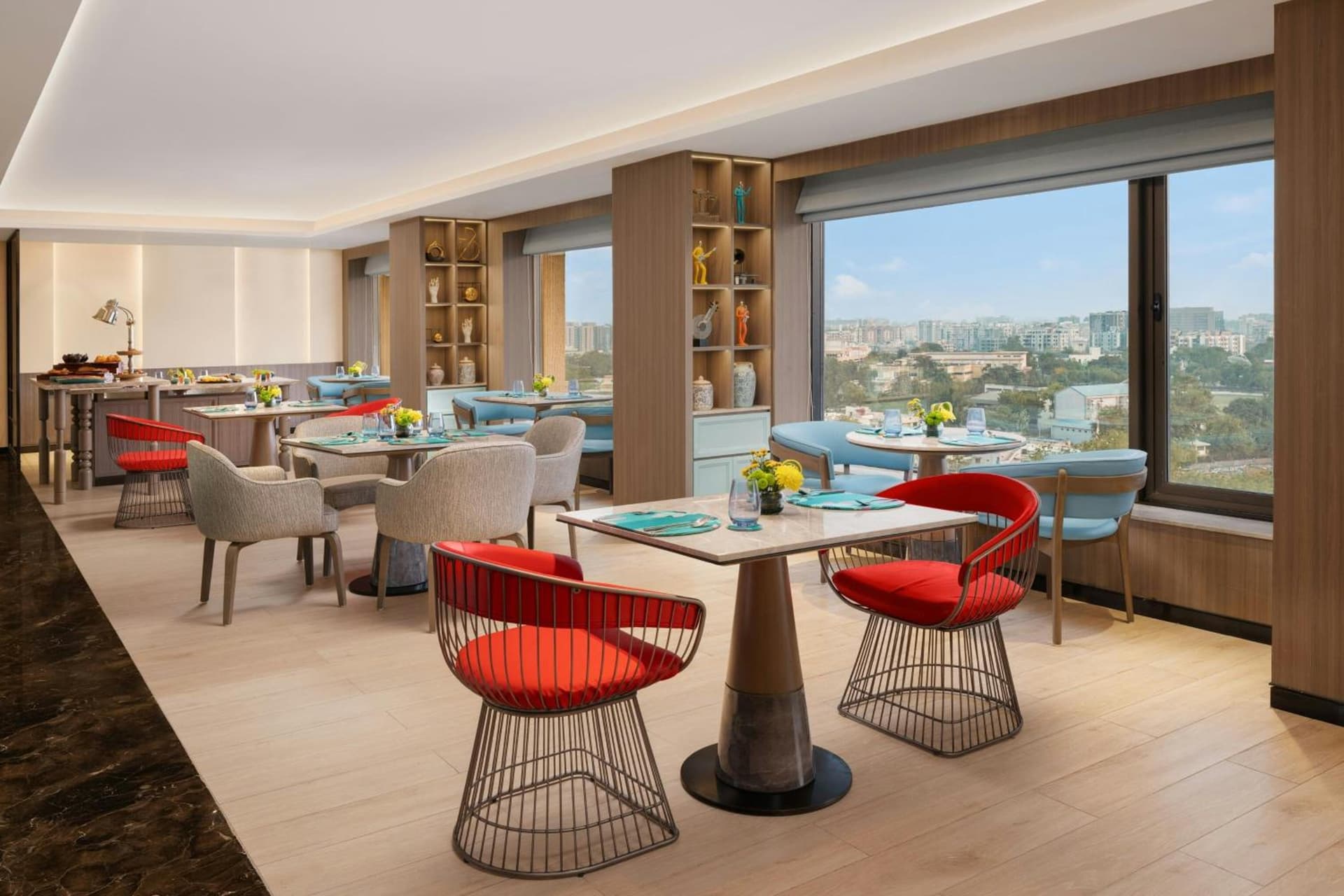 Club Queen City View Room
