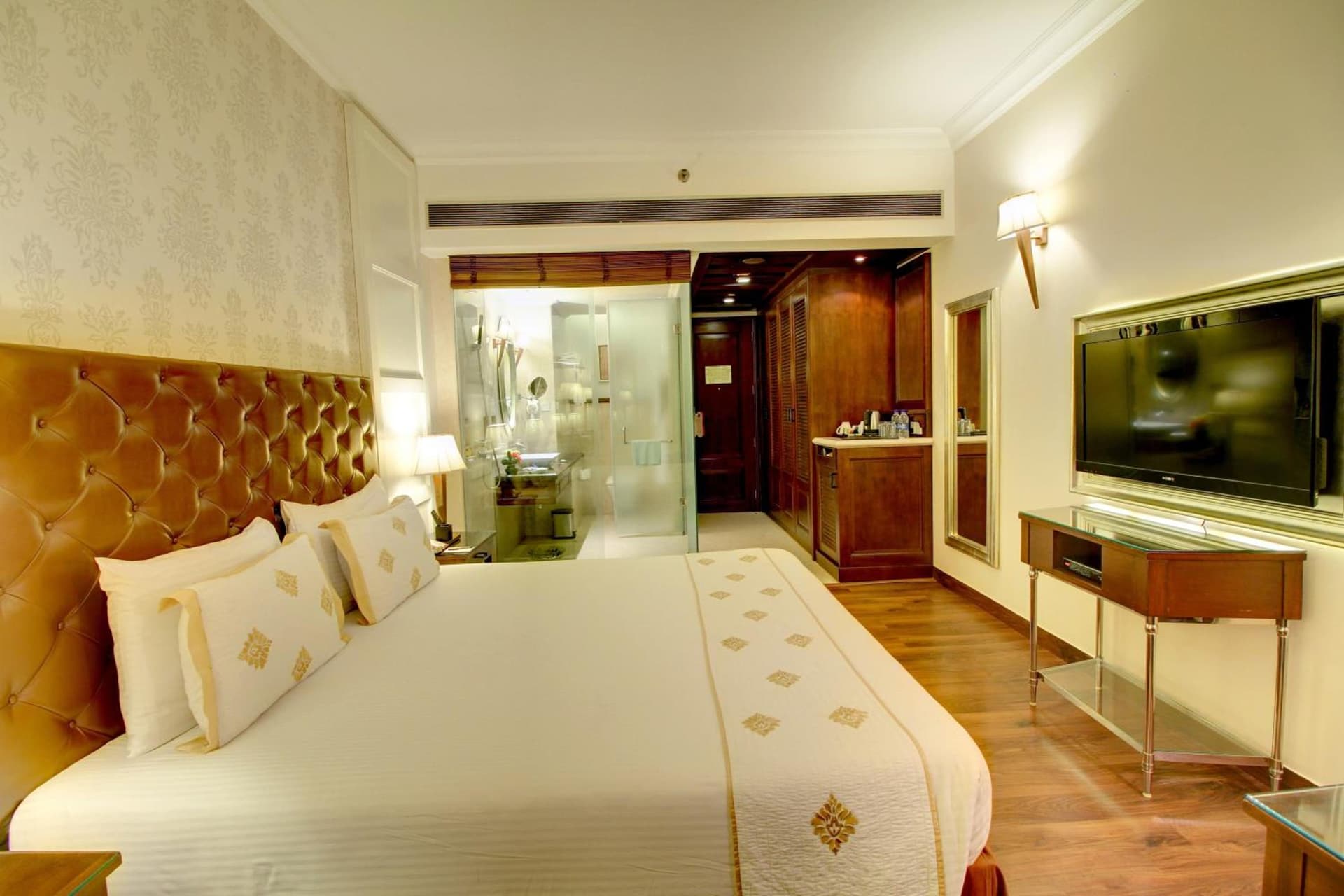 Executive King Room