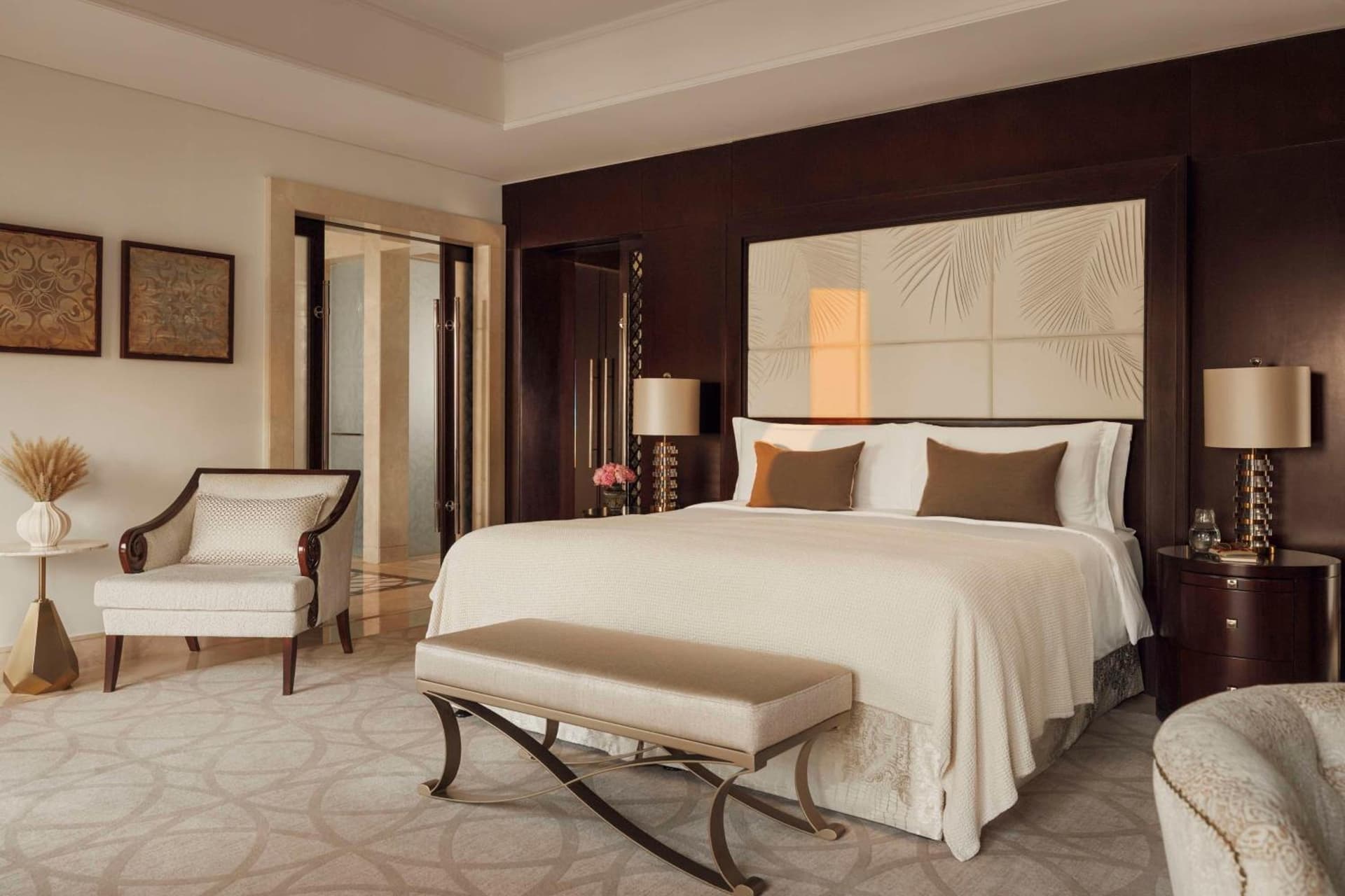 Villa Queen Room