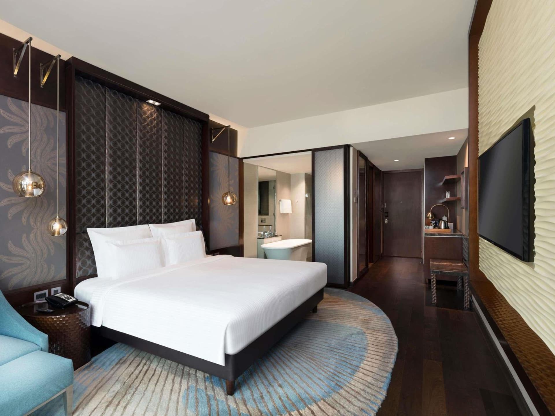 Executive King Room
