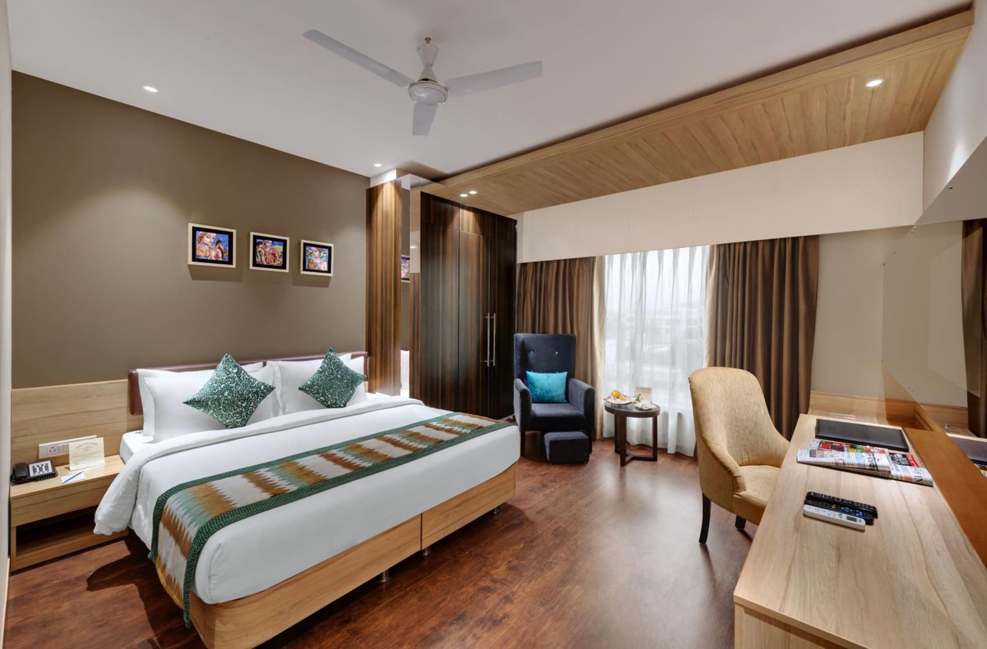 Premium Queen Room
