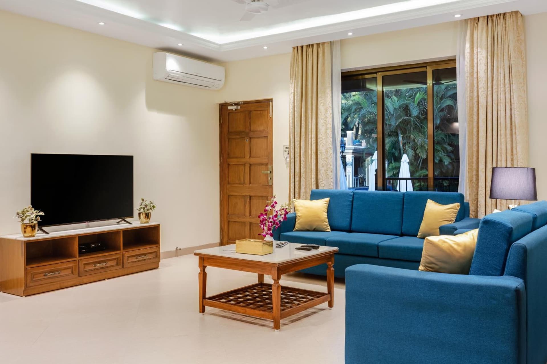 Executive Suite Ground Floor Pool View