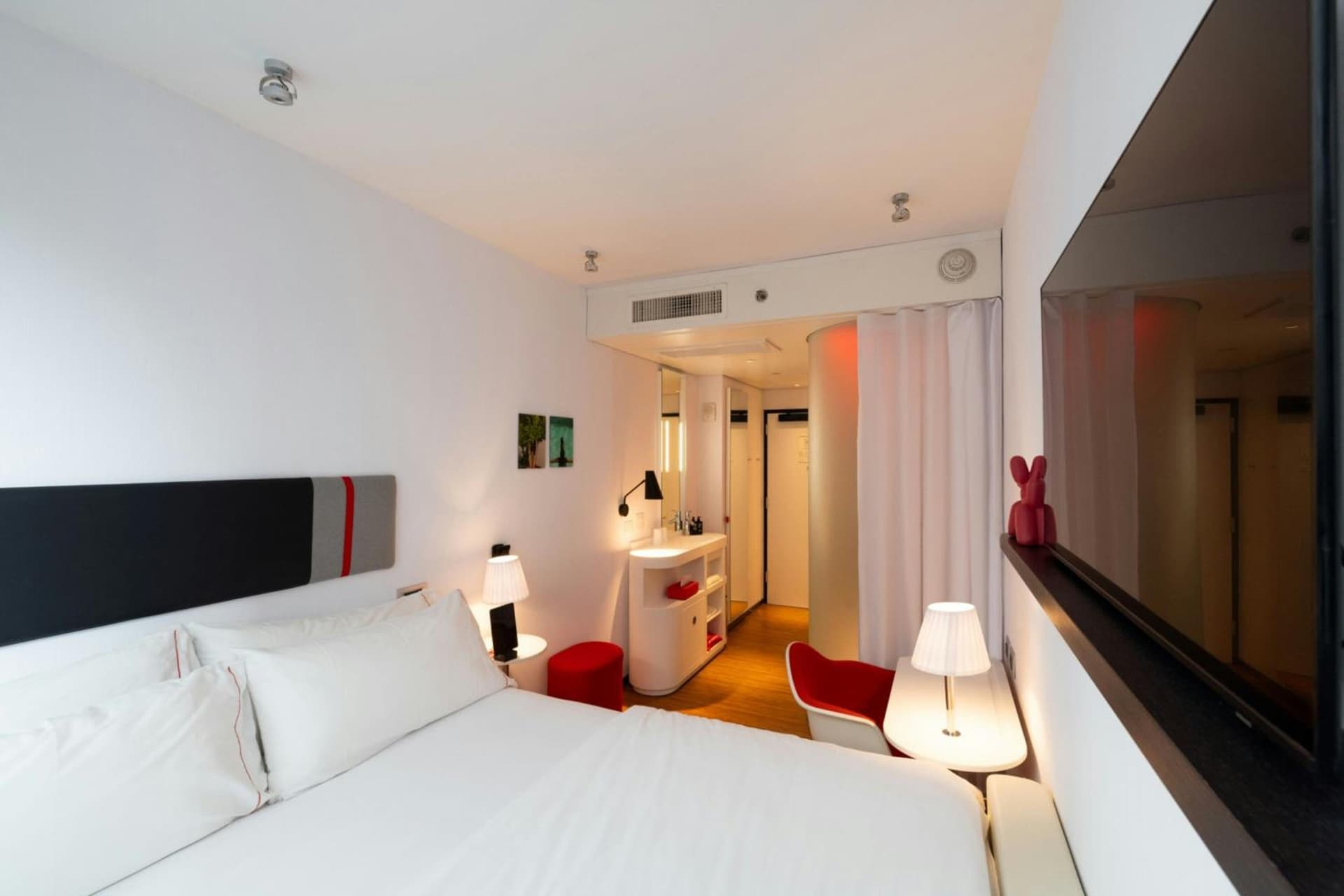 King High Floor Room