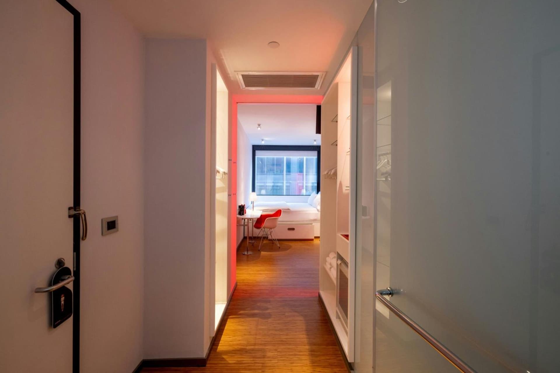 King Accessible Room