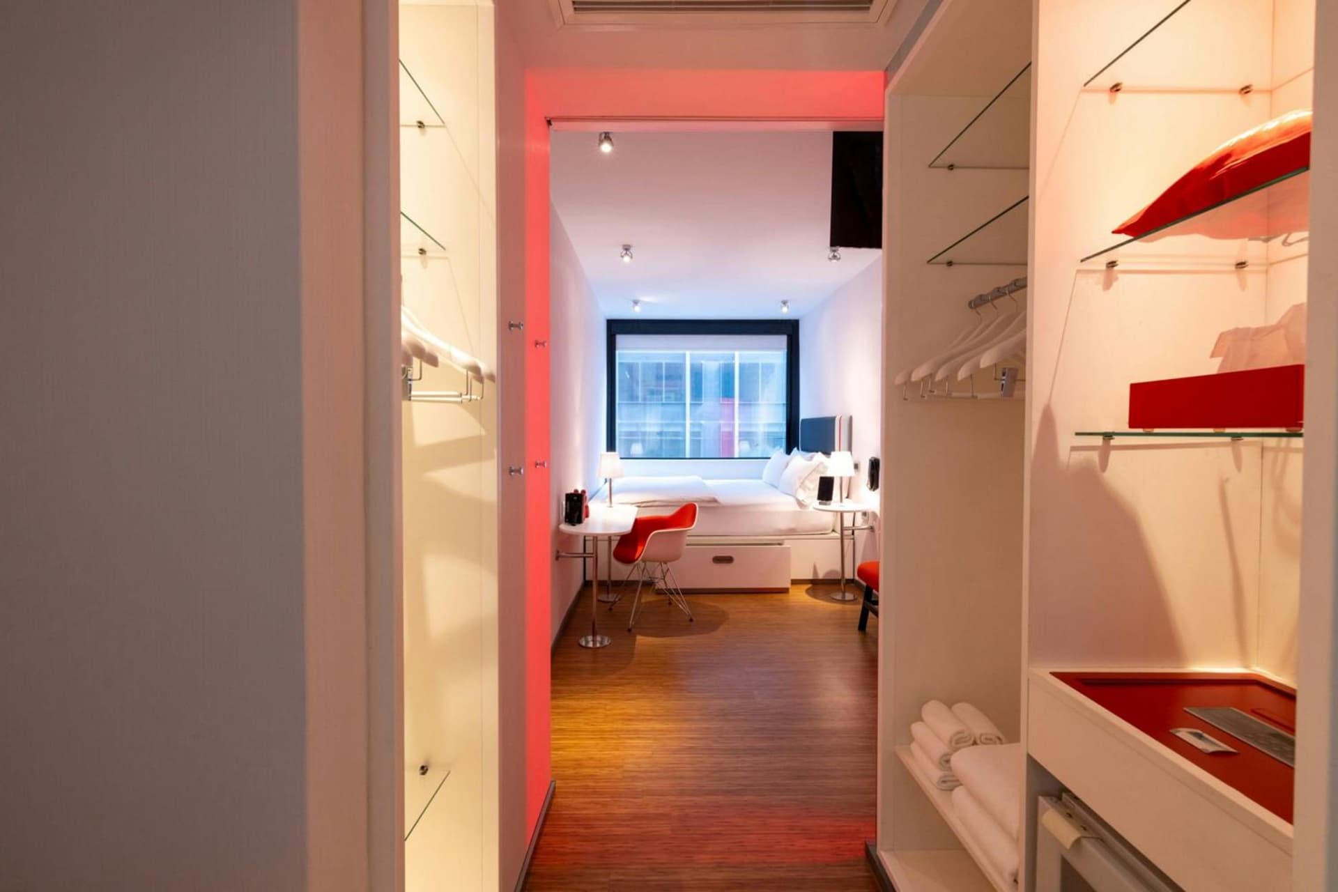King Accessible Room