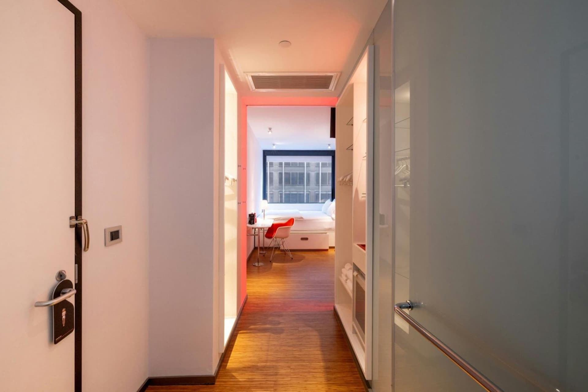 King Accessible Room