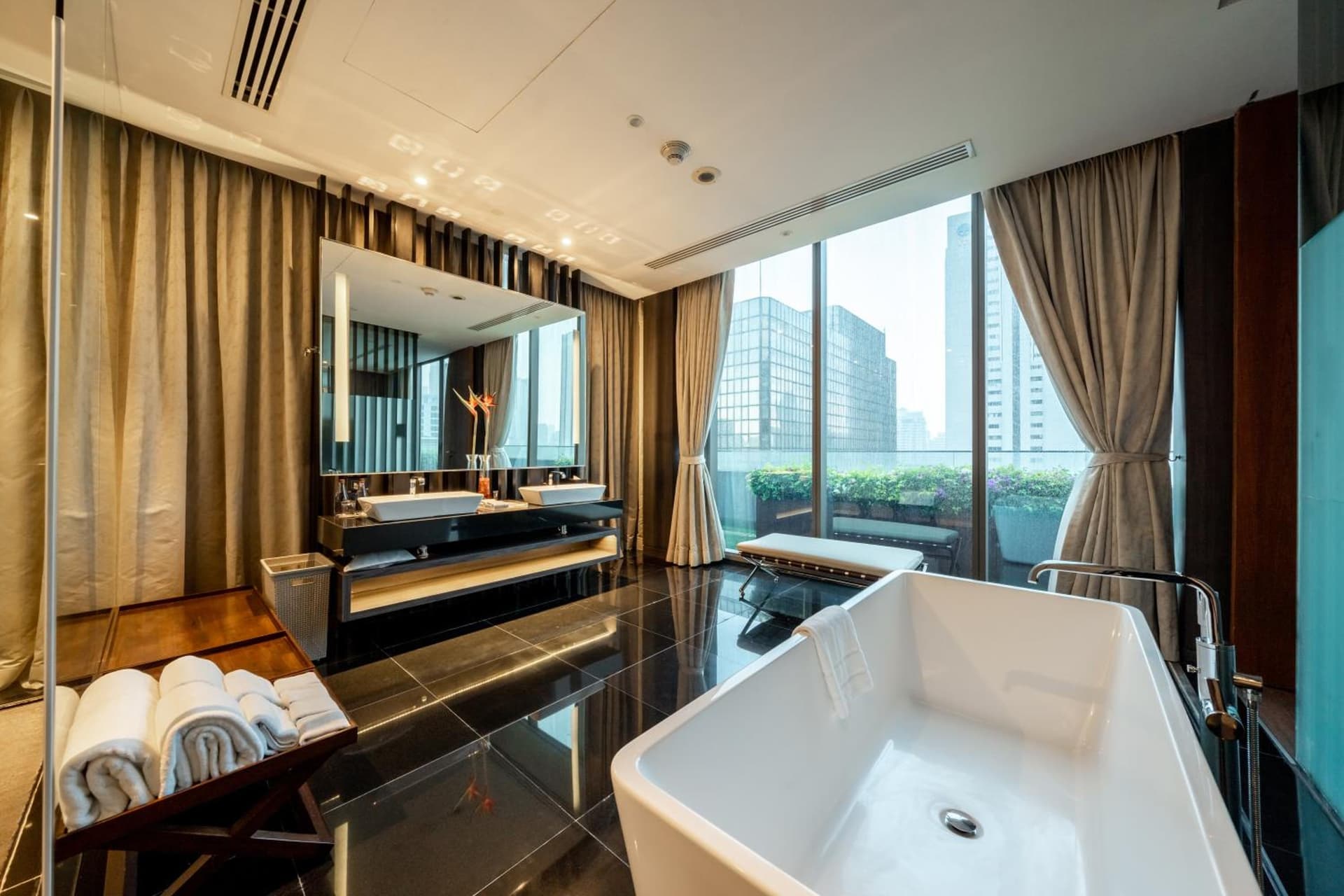 Suite King Room