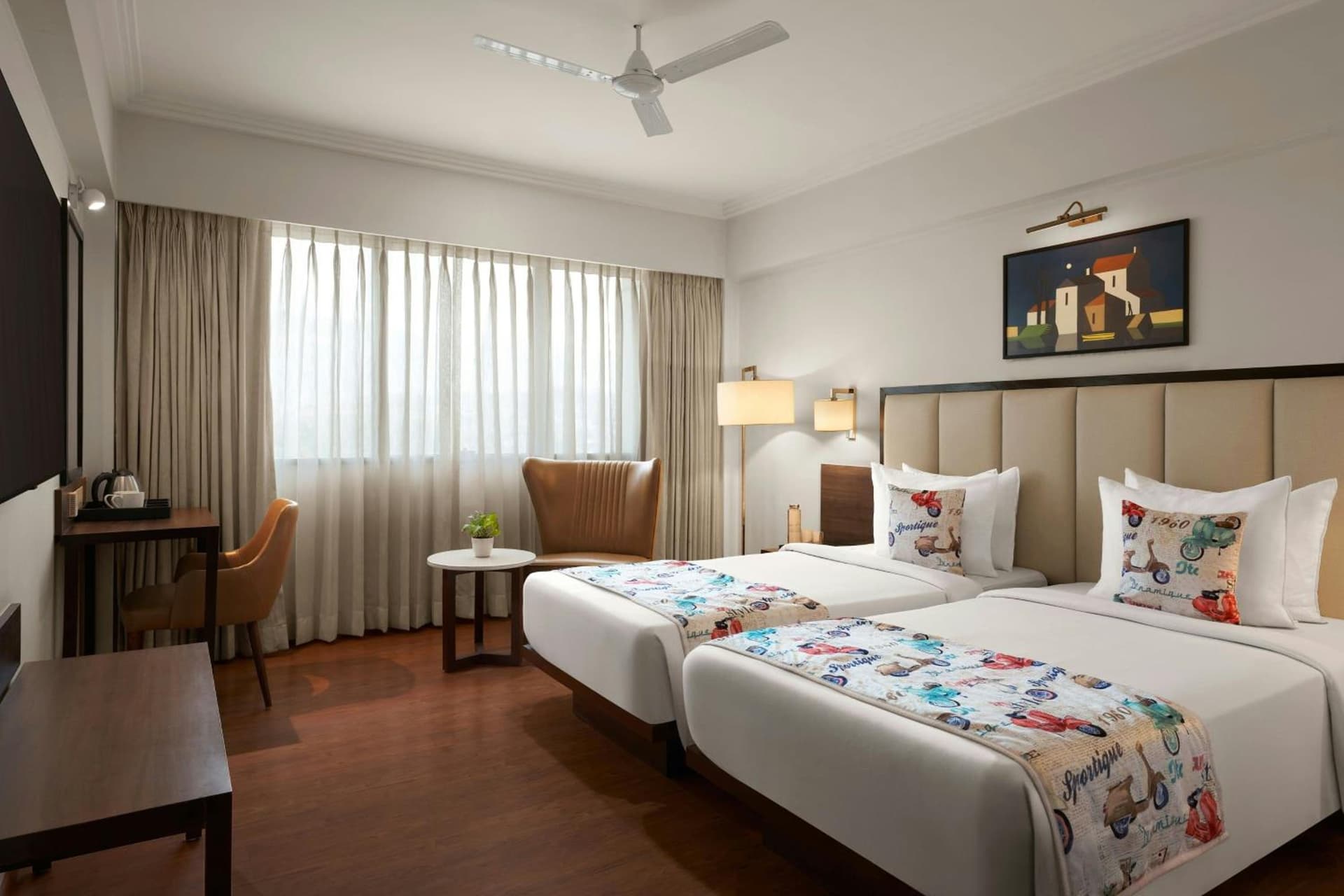 Winter Green Premium Twin Room with Mountain View